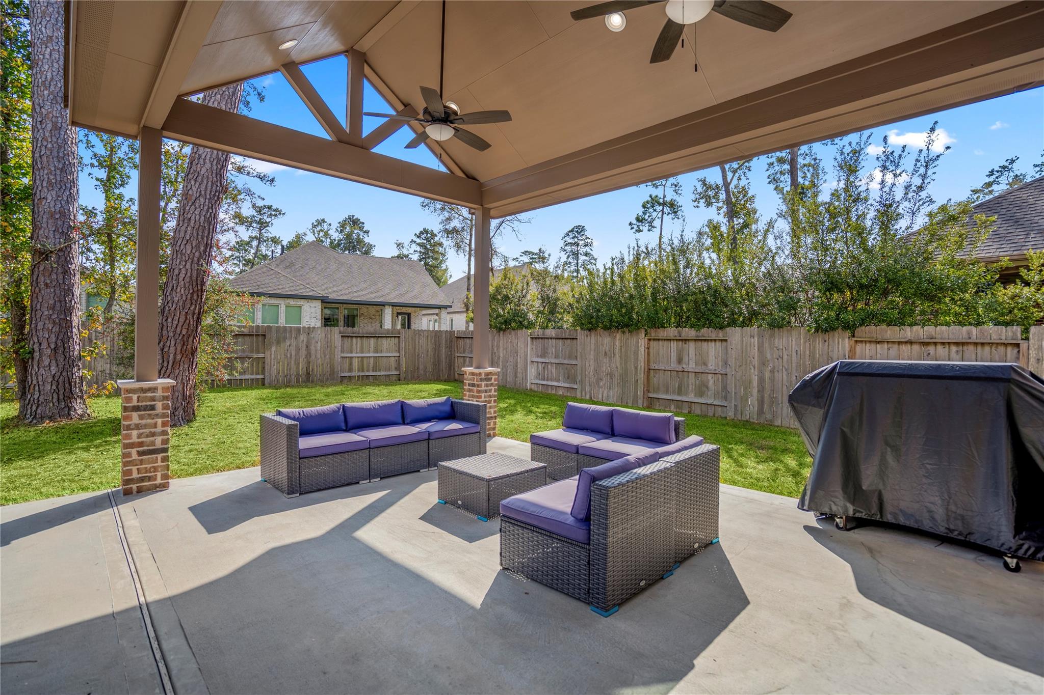 507 Woodsy Pine Court