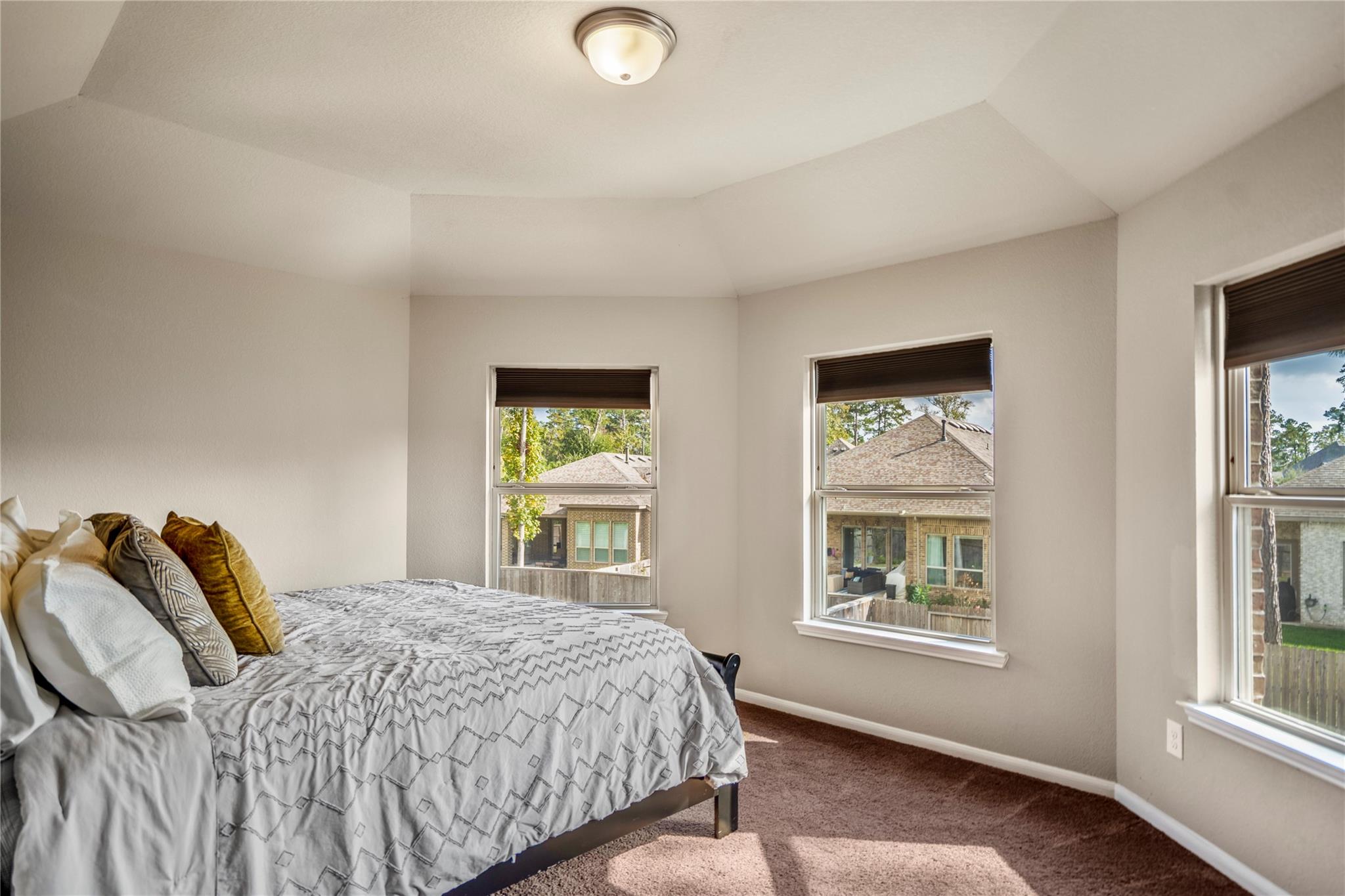 507 Woodsy Pine Court