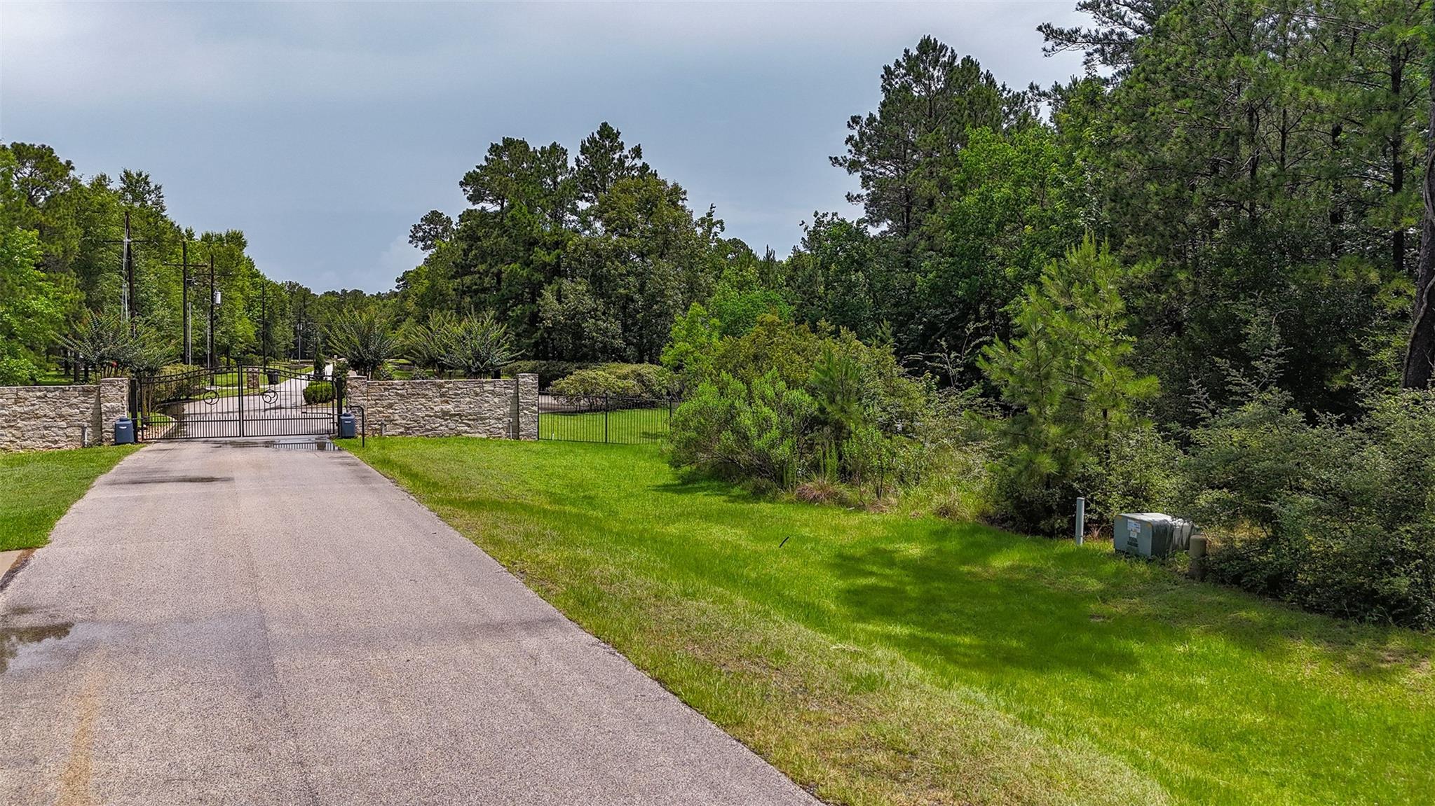 12033 Oak Forest Lane