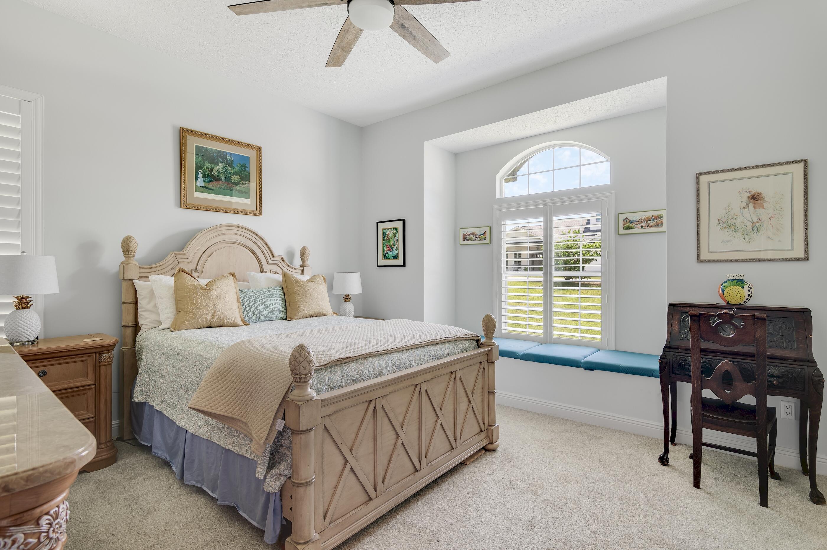 21 S Anchors Lake Drive
