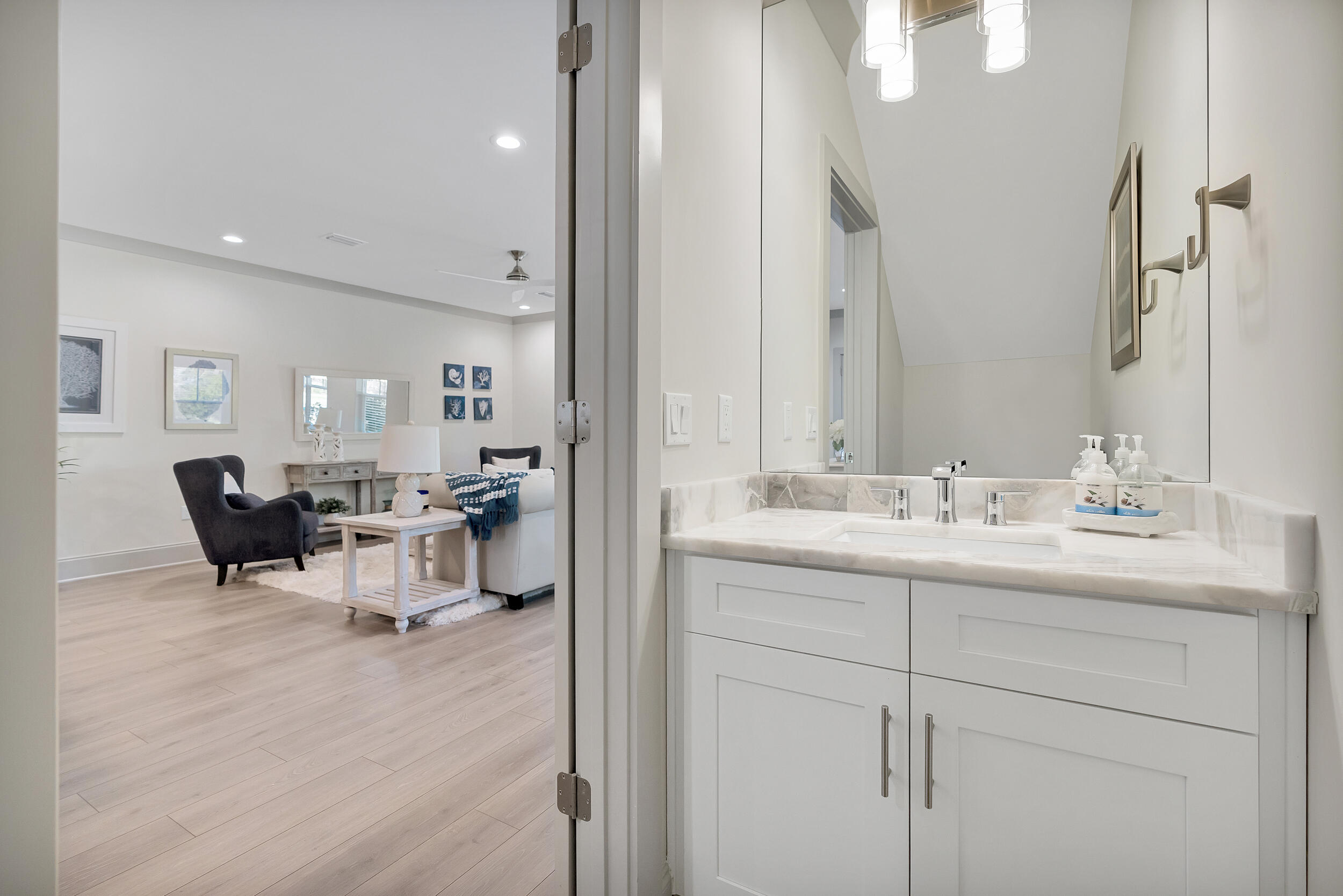 25 Golden Bell Court Unit 25A