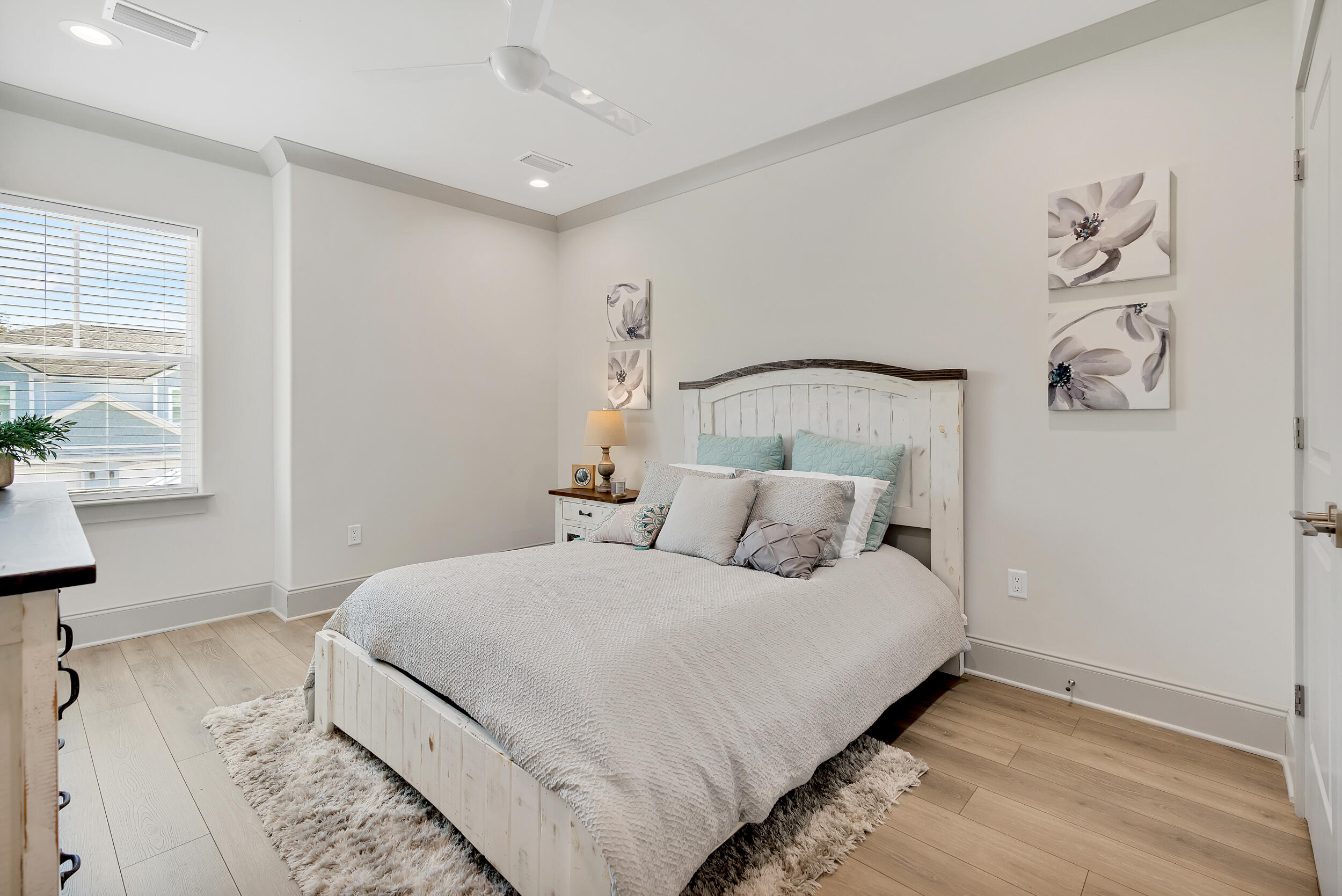 25 Golden Bell Court Unit 25A