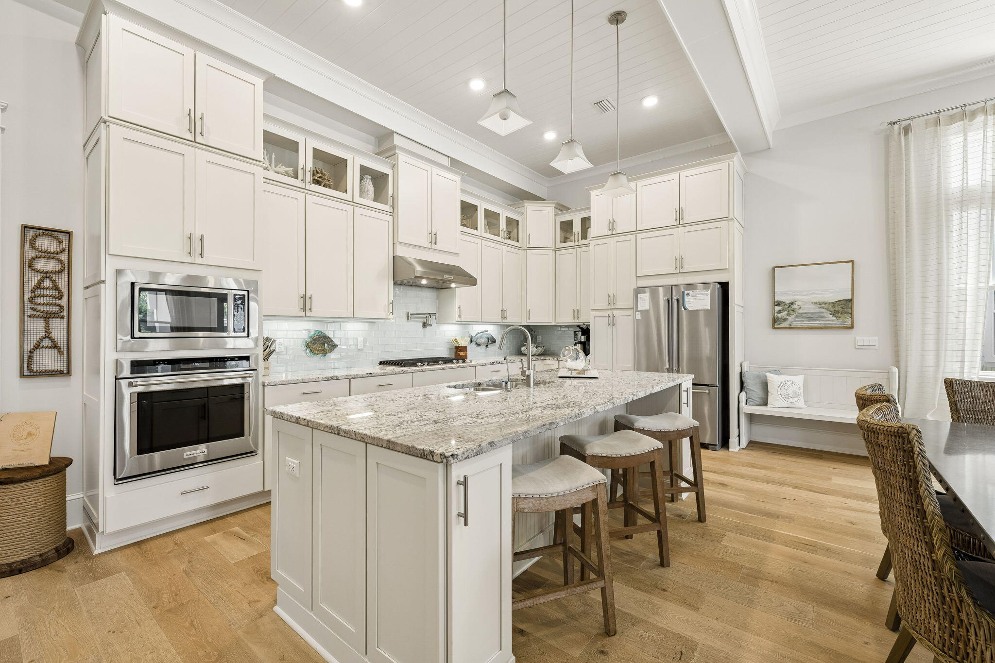 11 Pleasant Street