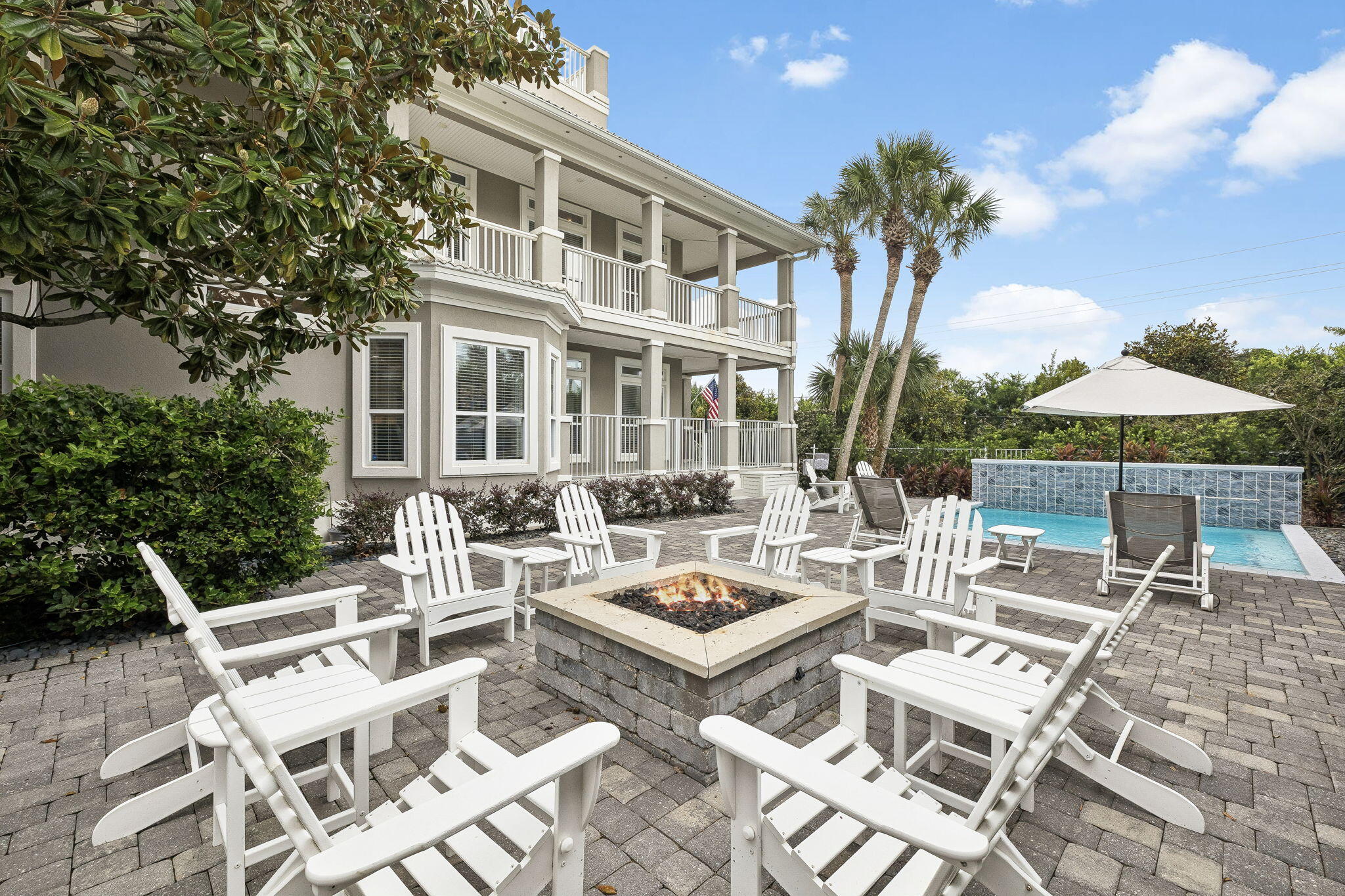 50 Sea Winds Drive