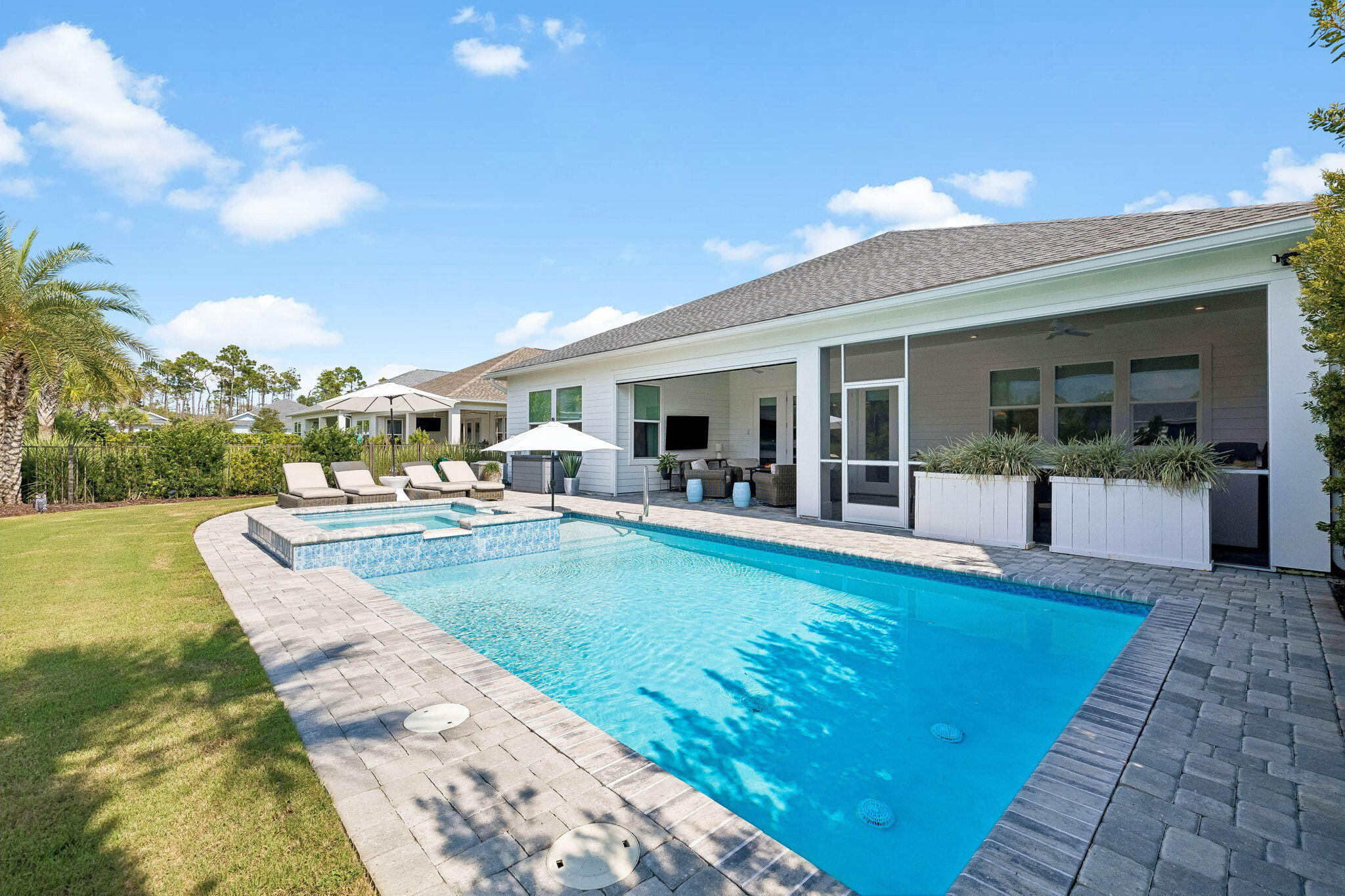 40 Tamoka Court