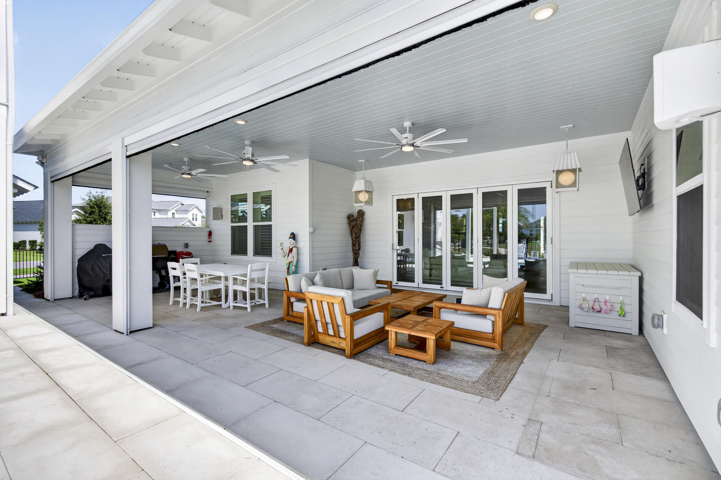 22 Bahia Court