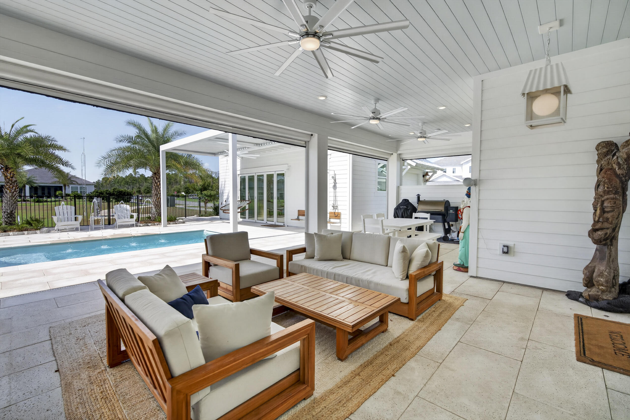 22 Bahia Court