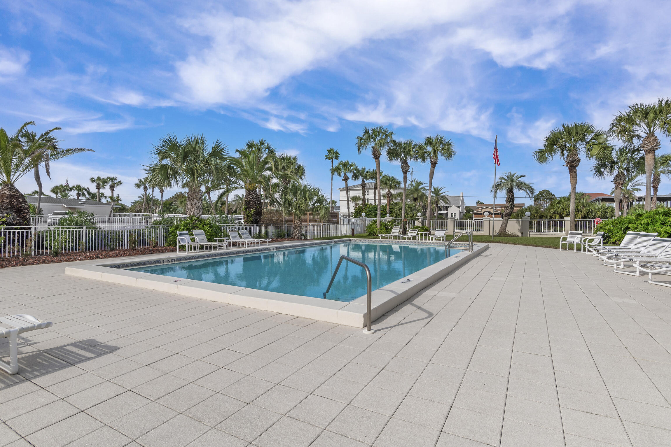 514 Gulf Shore Drive, UNIT 303