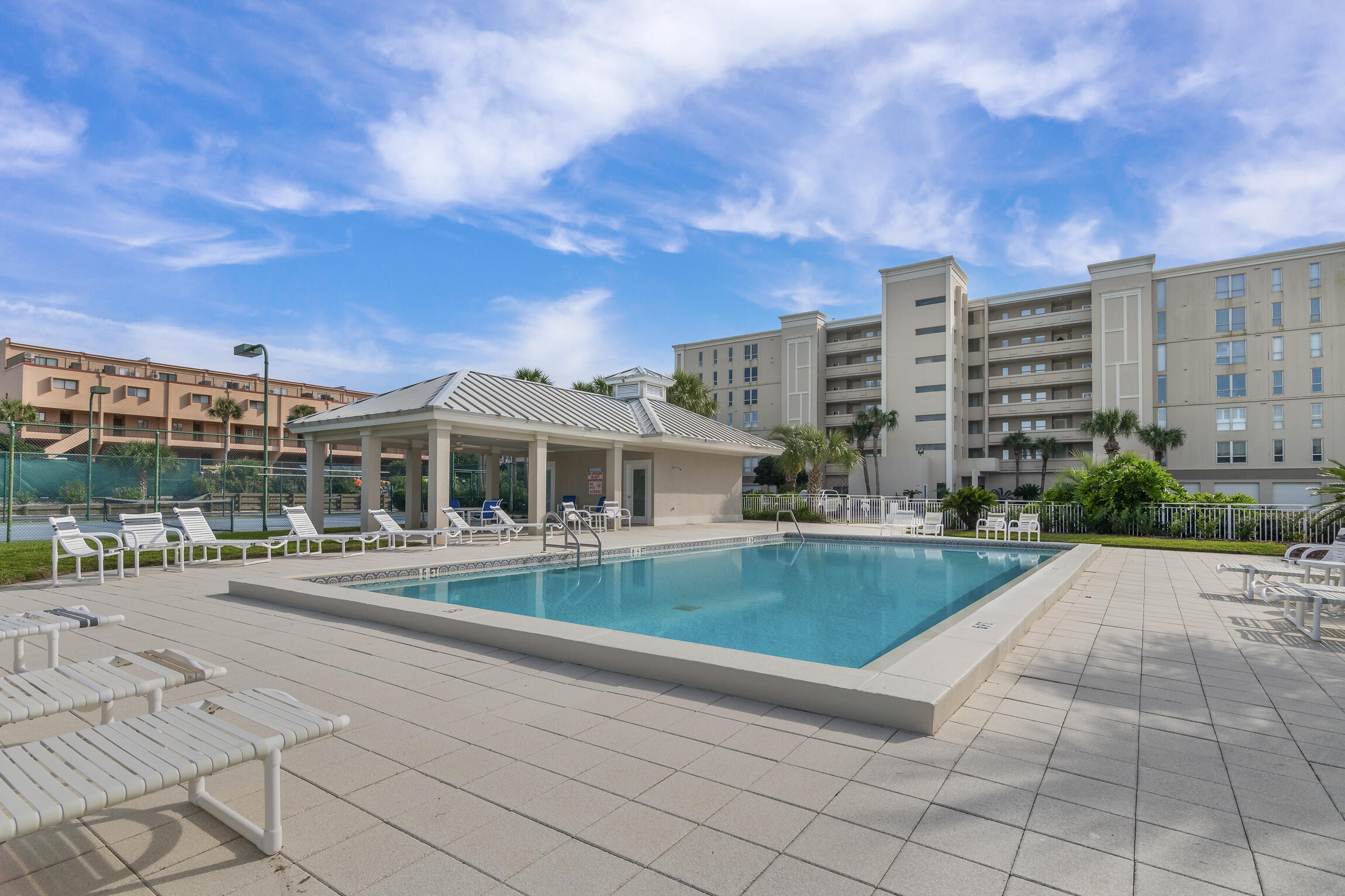 514 Gulf Shore Drive, UNIT 303