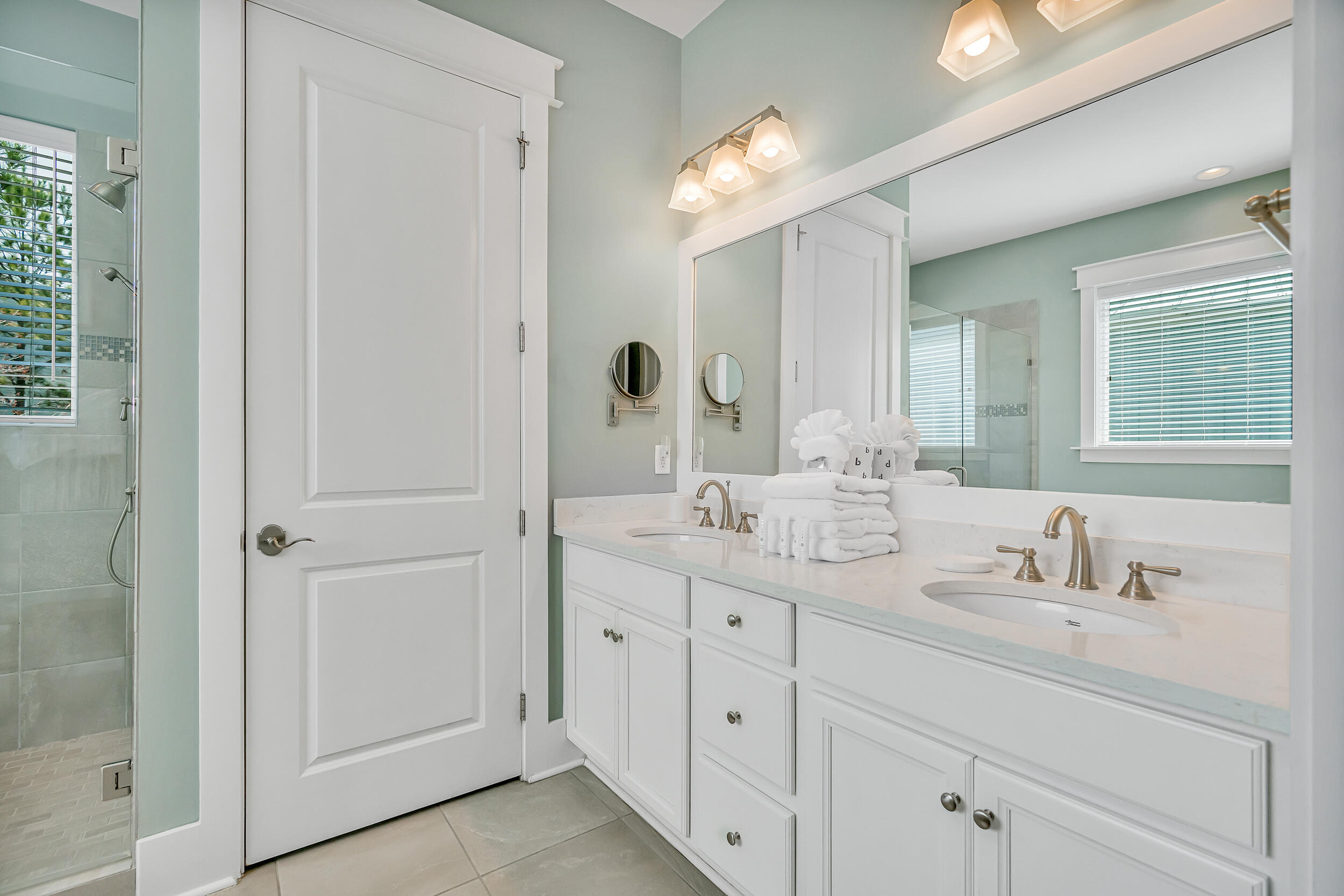 654 Flatwoods Forest Loop
