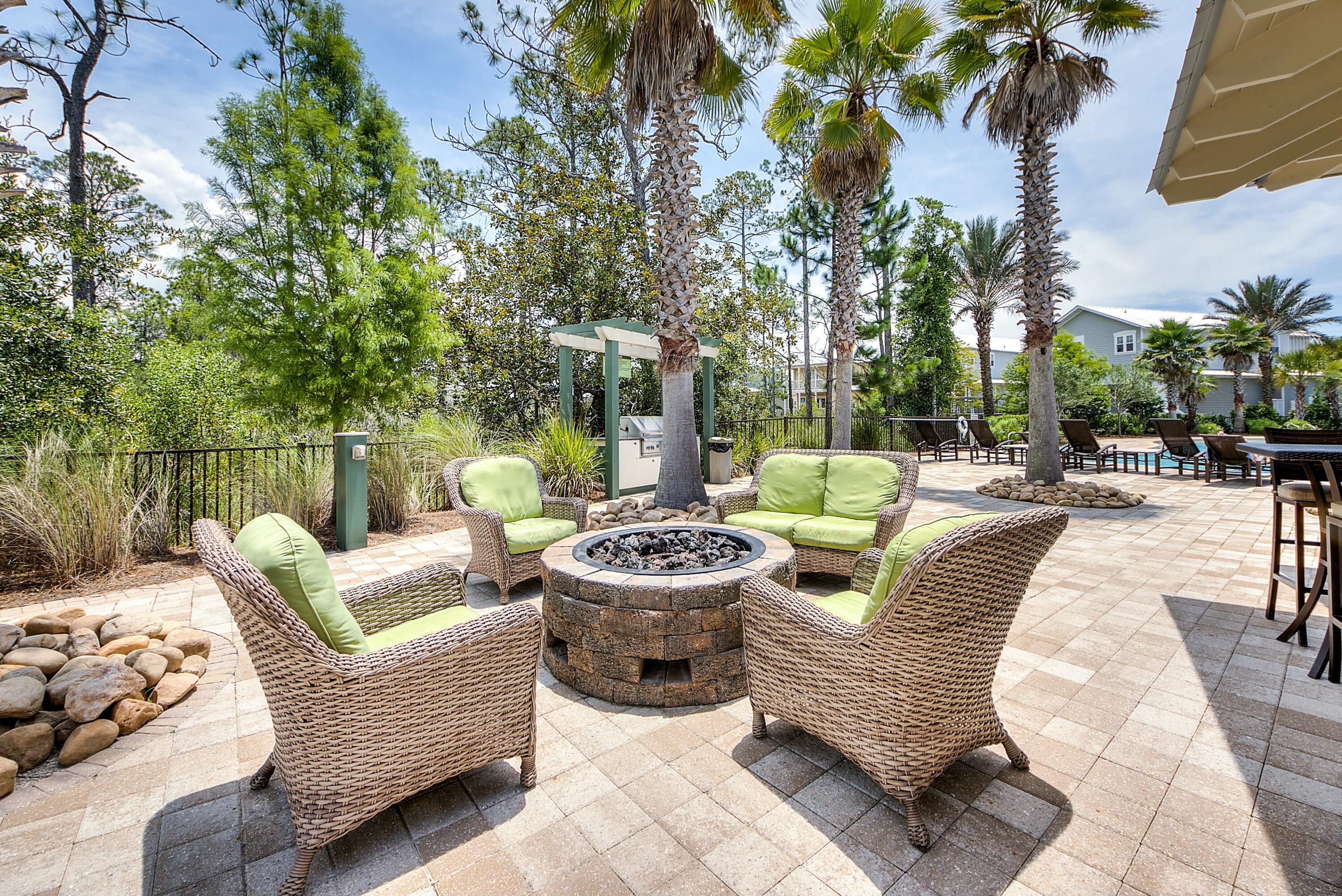 654 Flatwoods Forest Loop