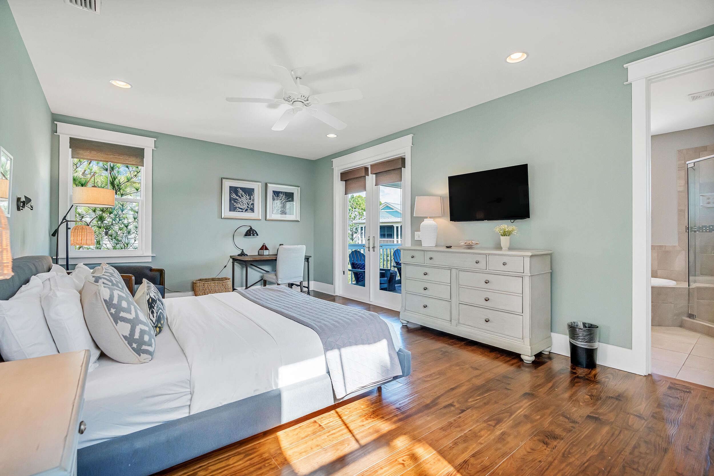 654 Flatwoods Forest Loop