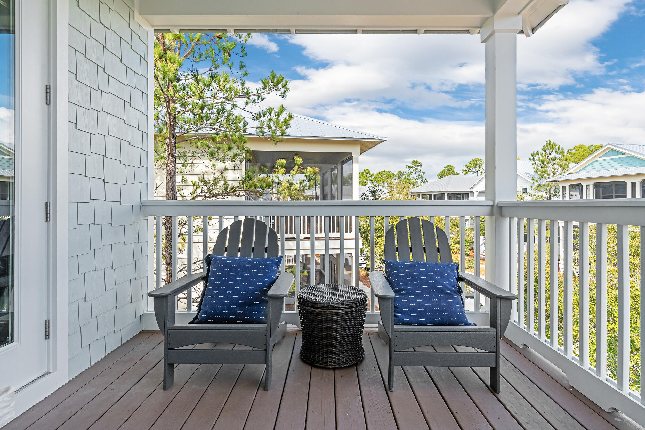654 Flatwoods Forest Loop