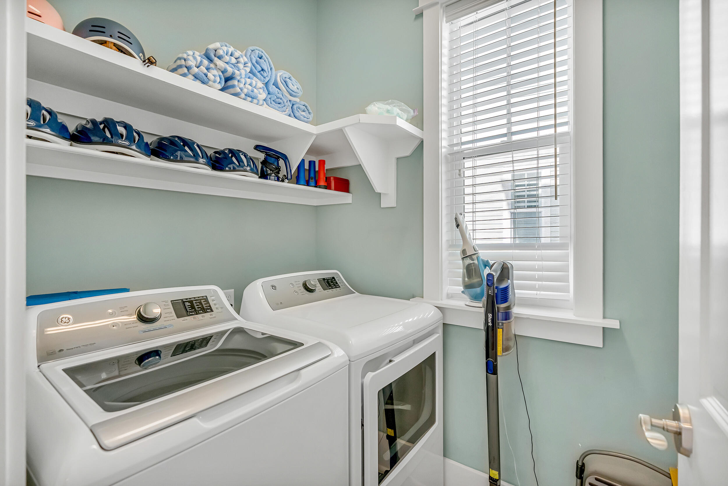 654 Flatwoods Forest Loop