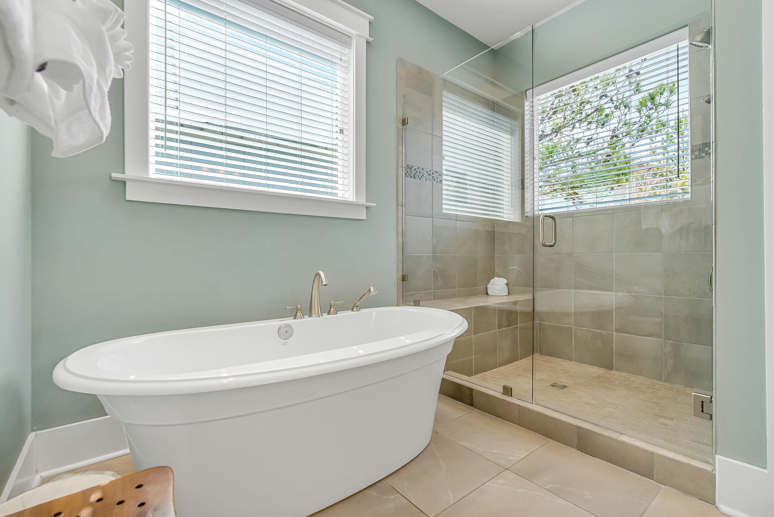 654 Flatwoods Forest Loop