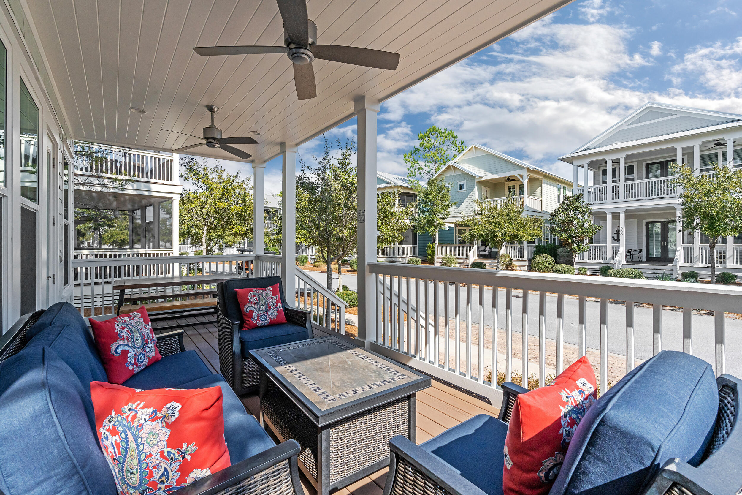 654 Flatwoods Forest Loop
