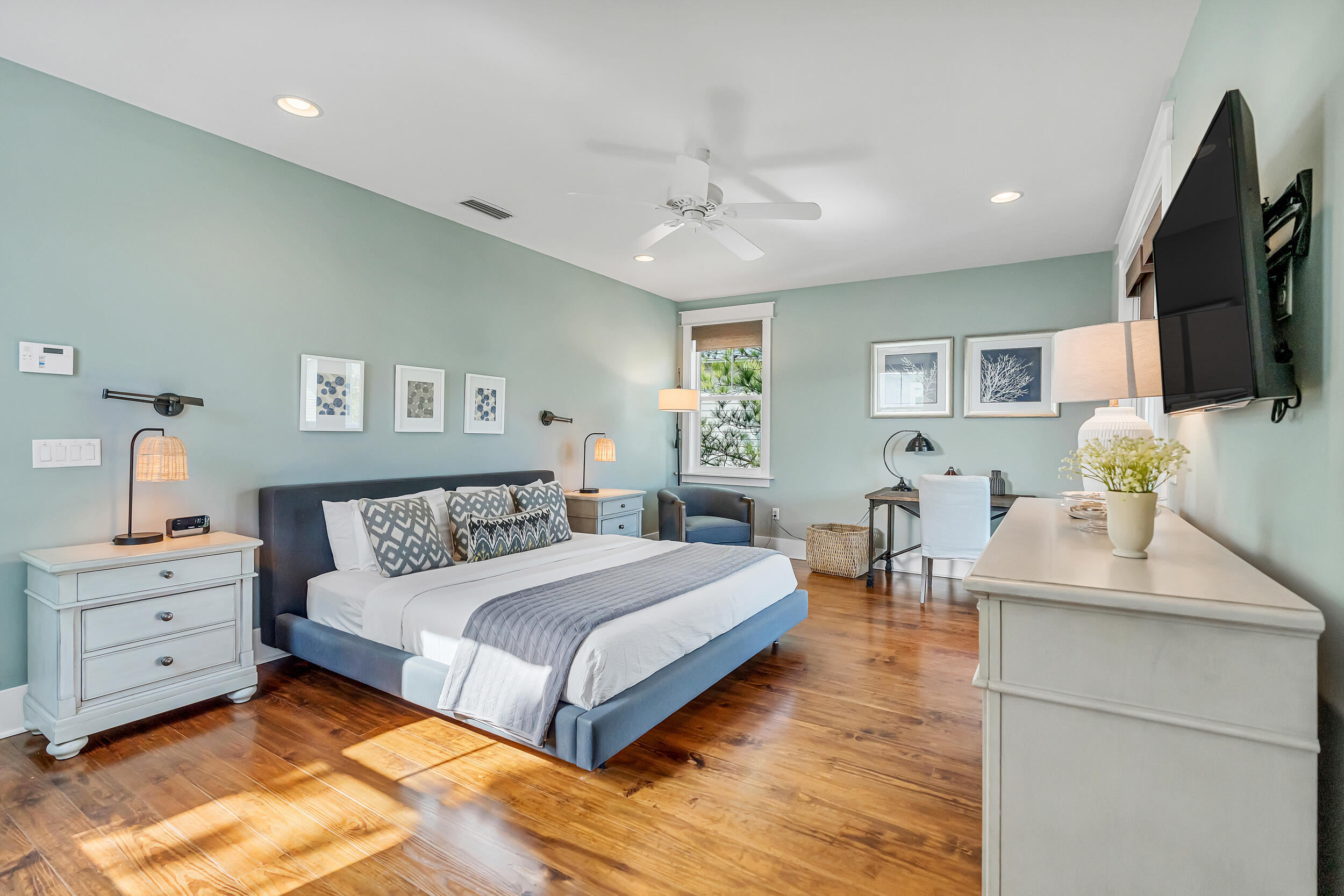 654 Flatwoods Forest Loop