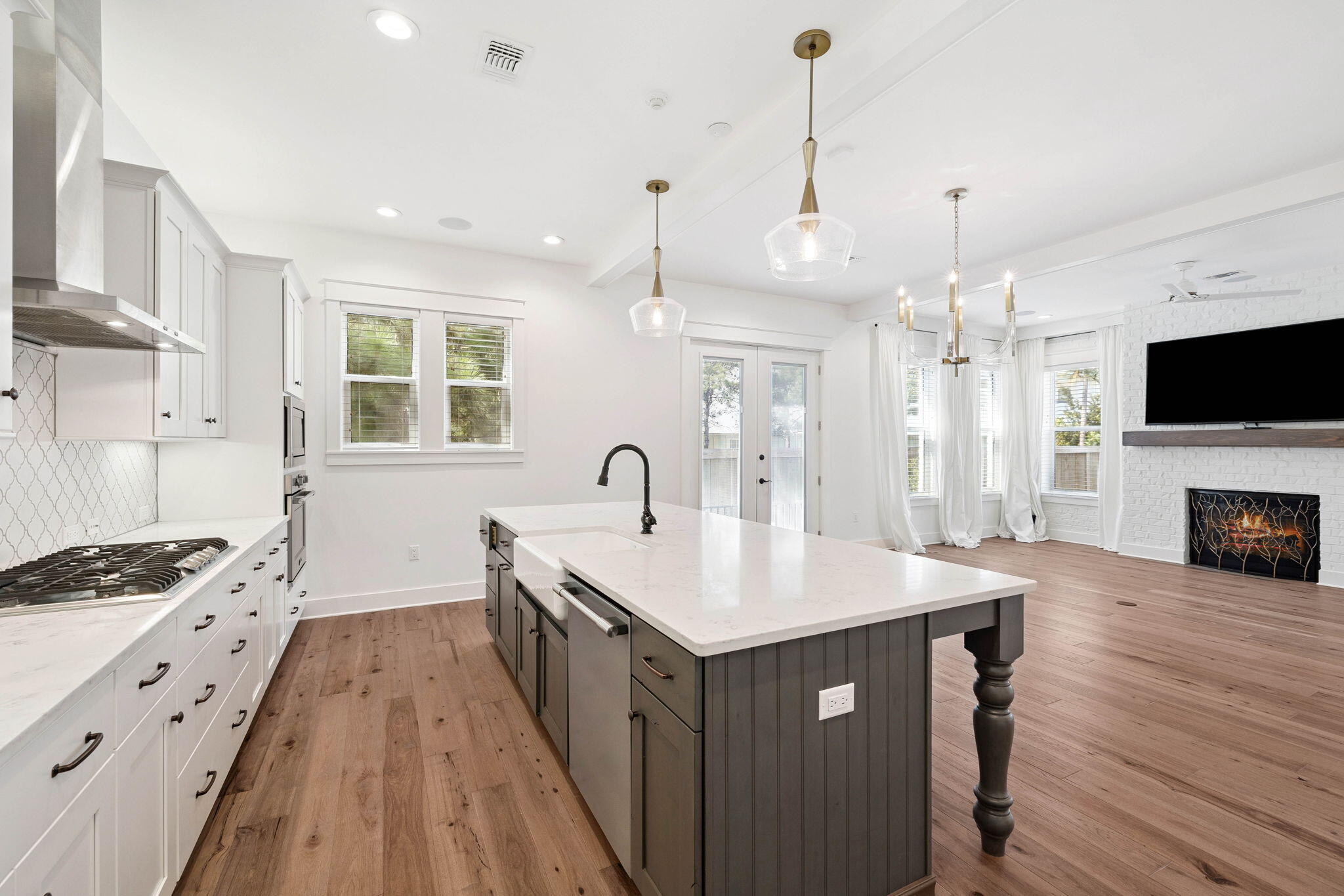 202 Ridgewalk Circle