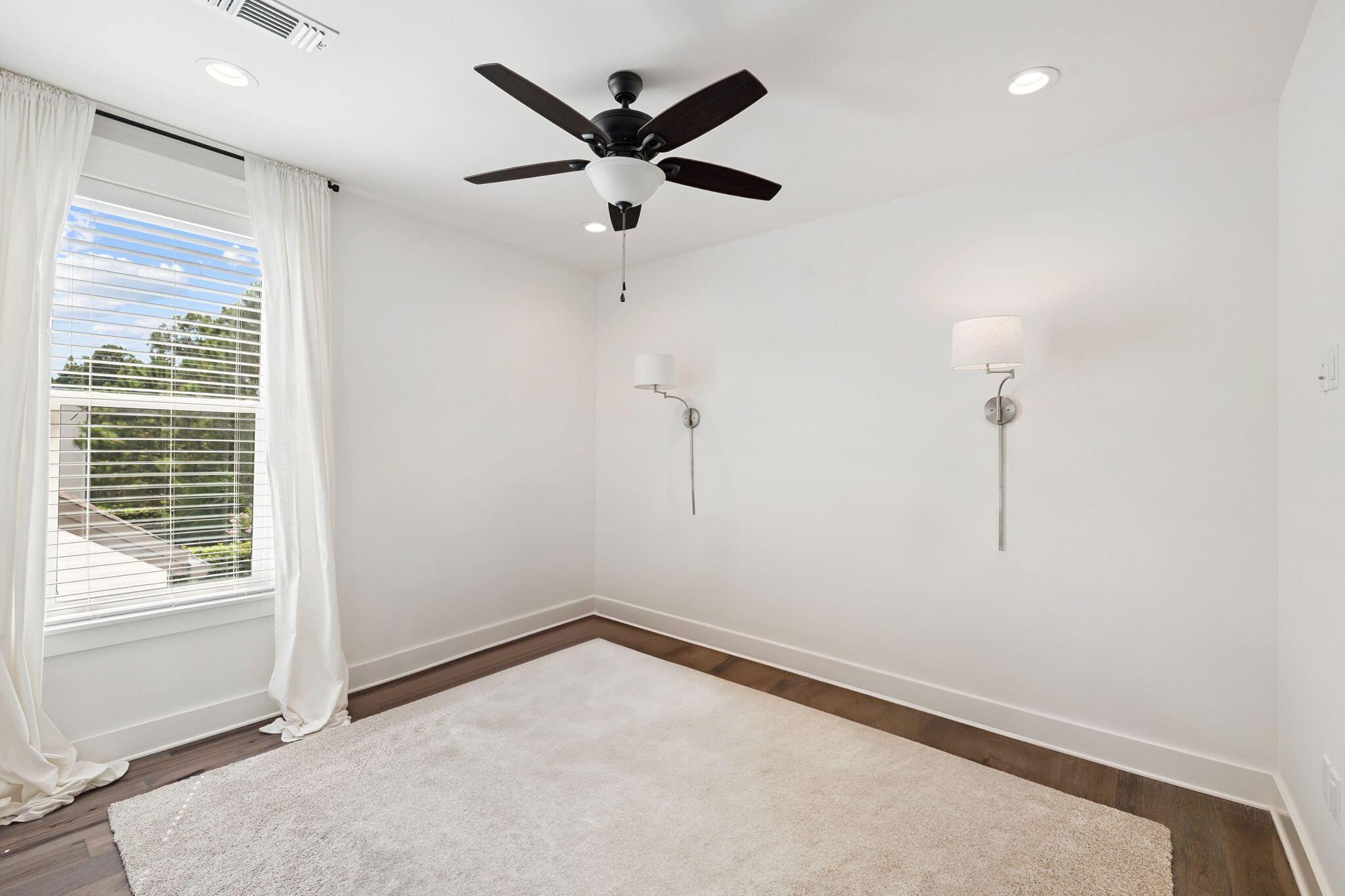 202 Ridgewalk Circle