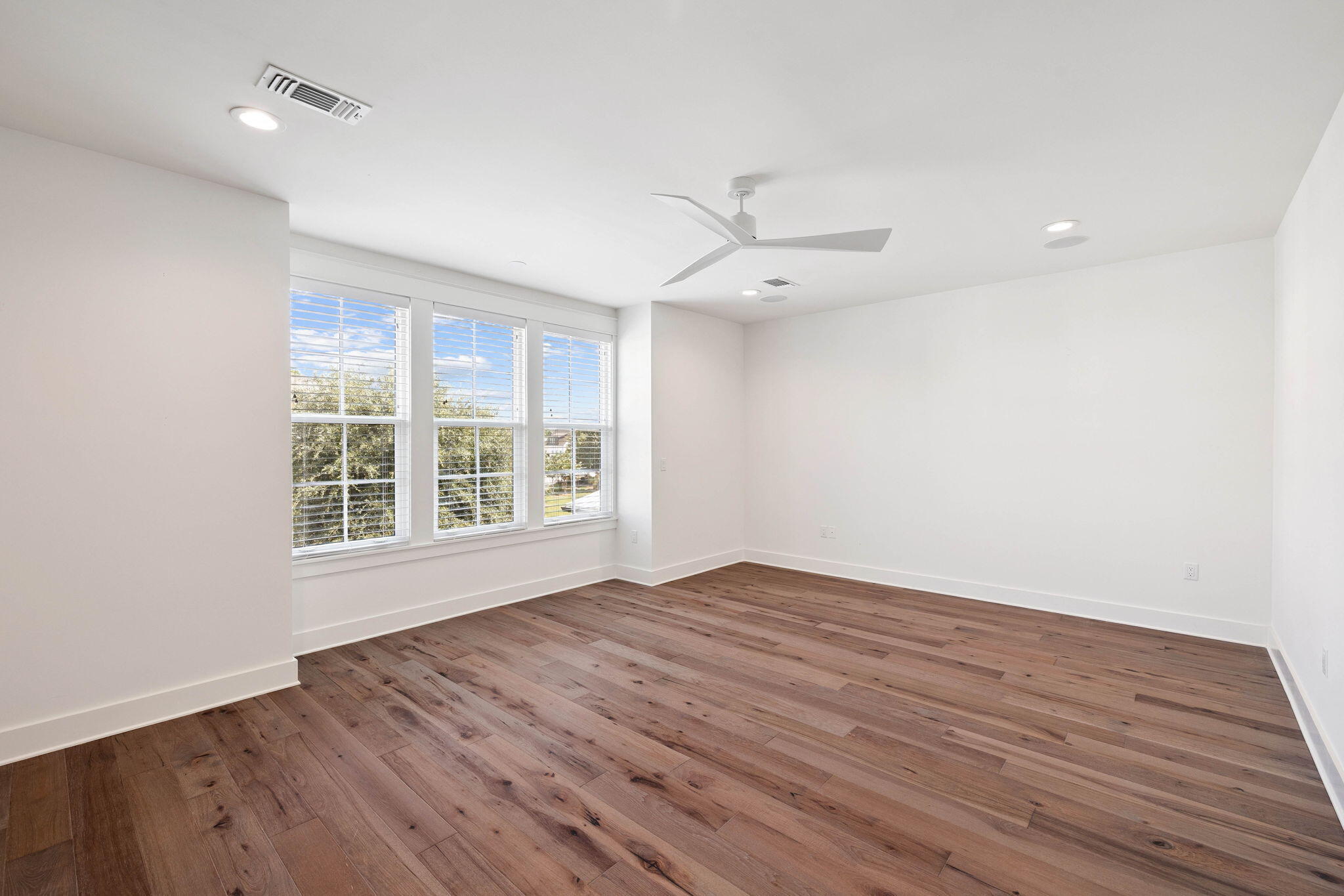 202 Ridgewalk Circle