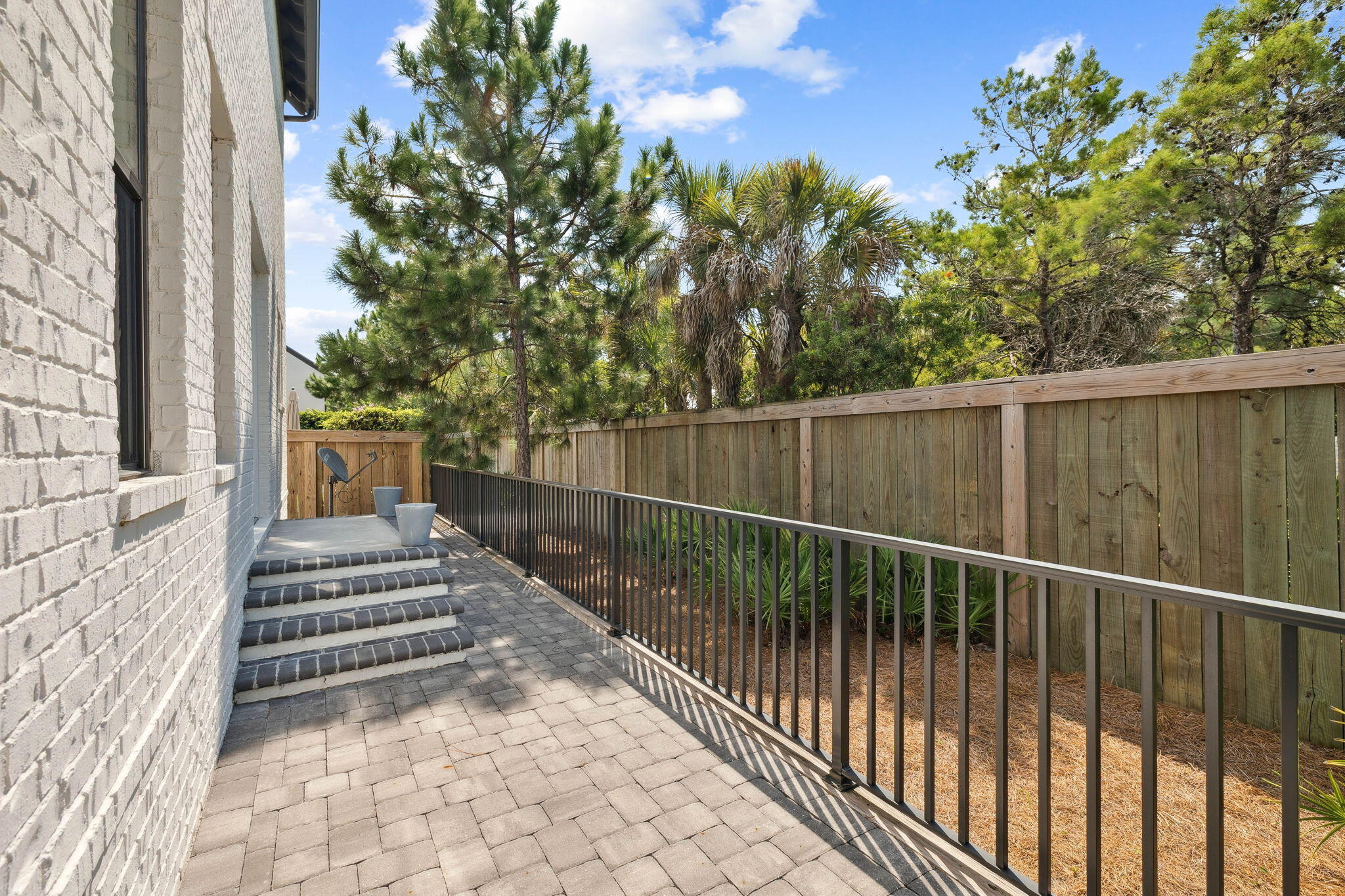 202 Ridgewalk Circle