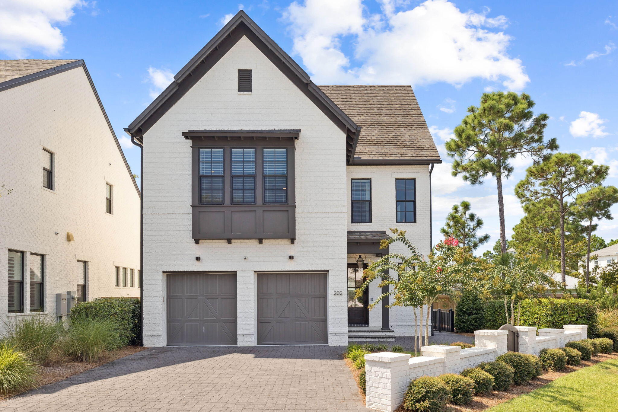 202 Ridgewalk Circle