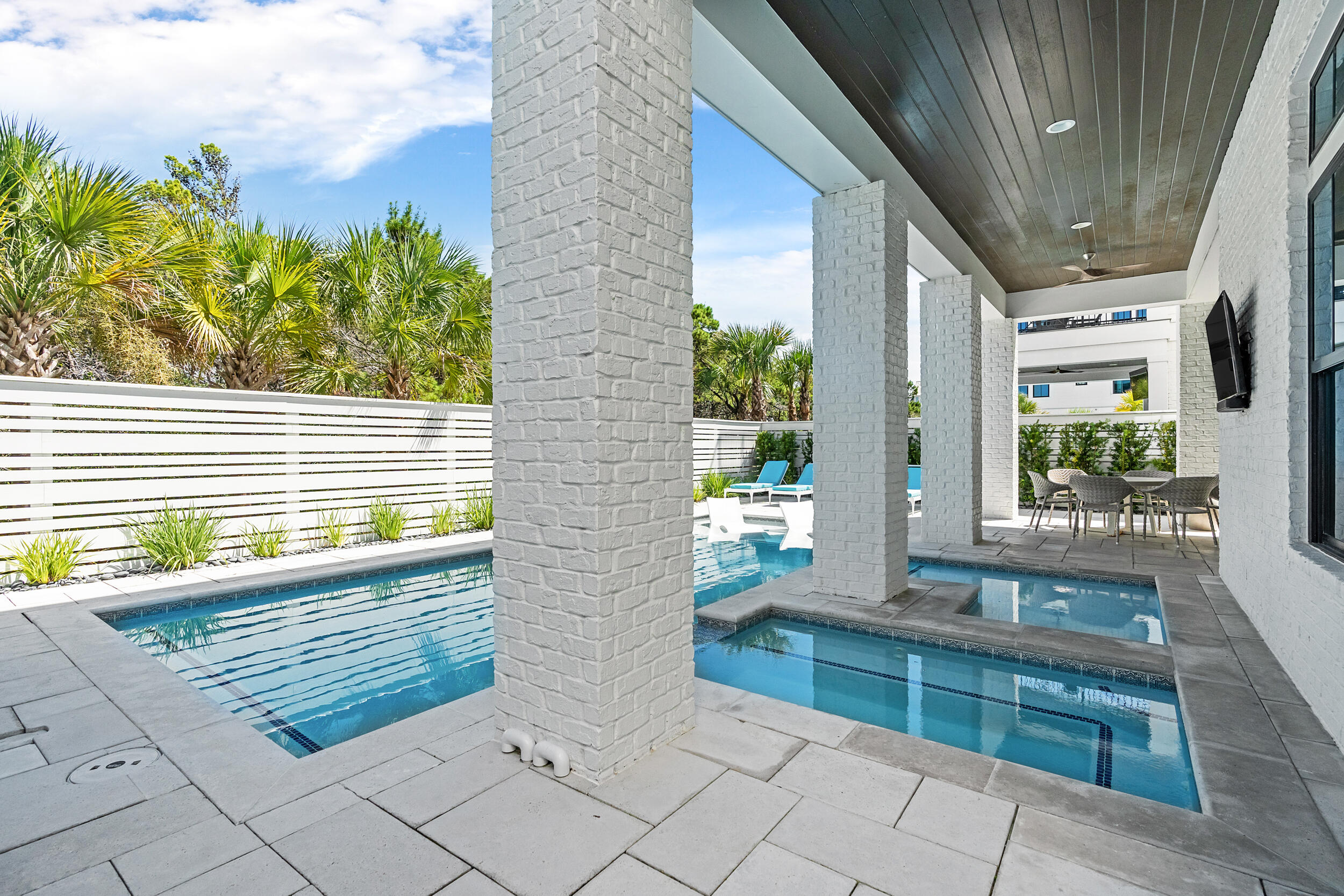 52 Seven Palms Drive
