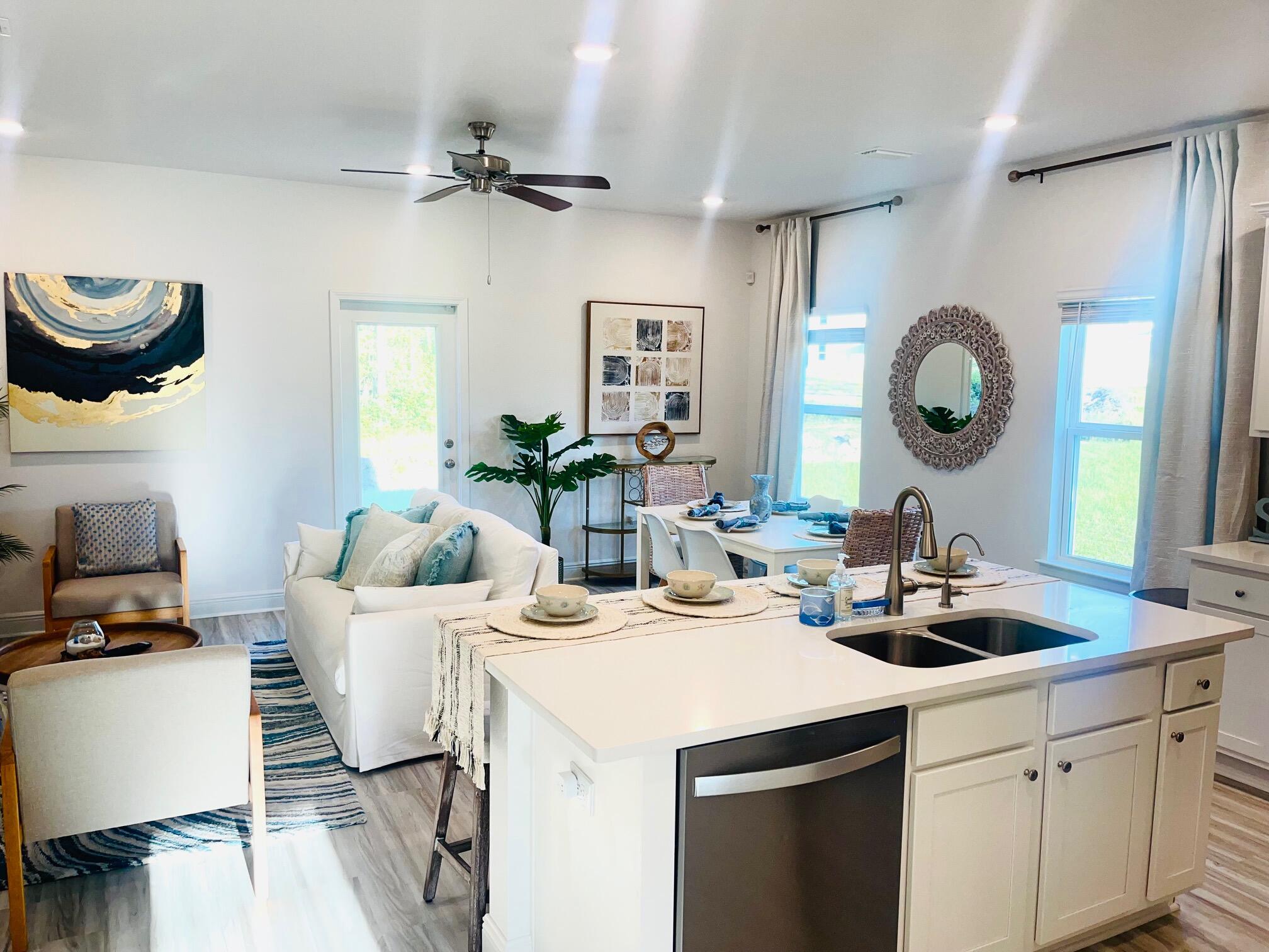 12 N Leviathan Court