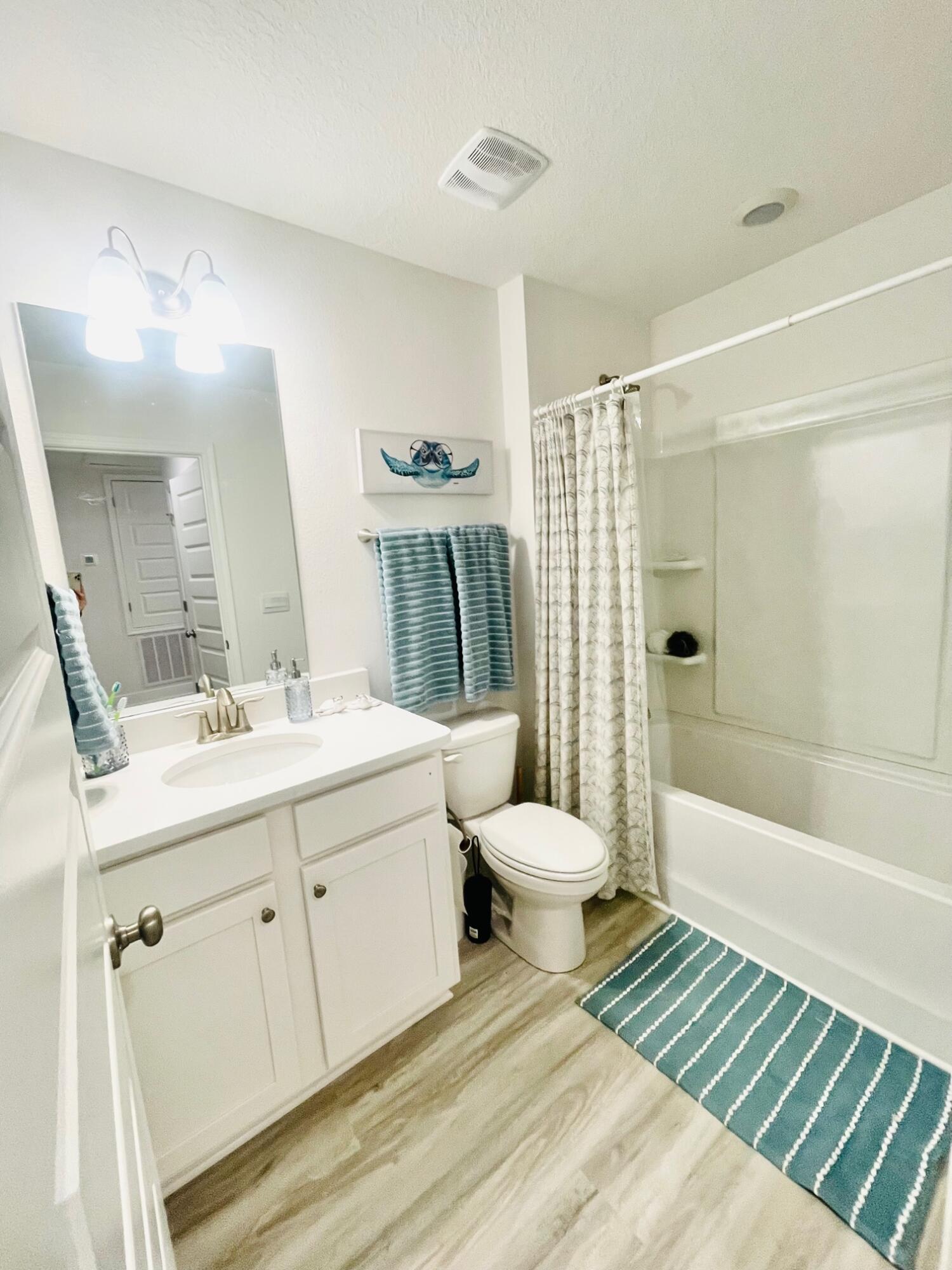 12 N Leviathan Court