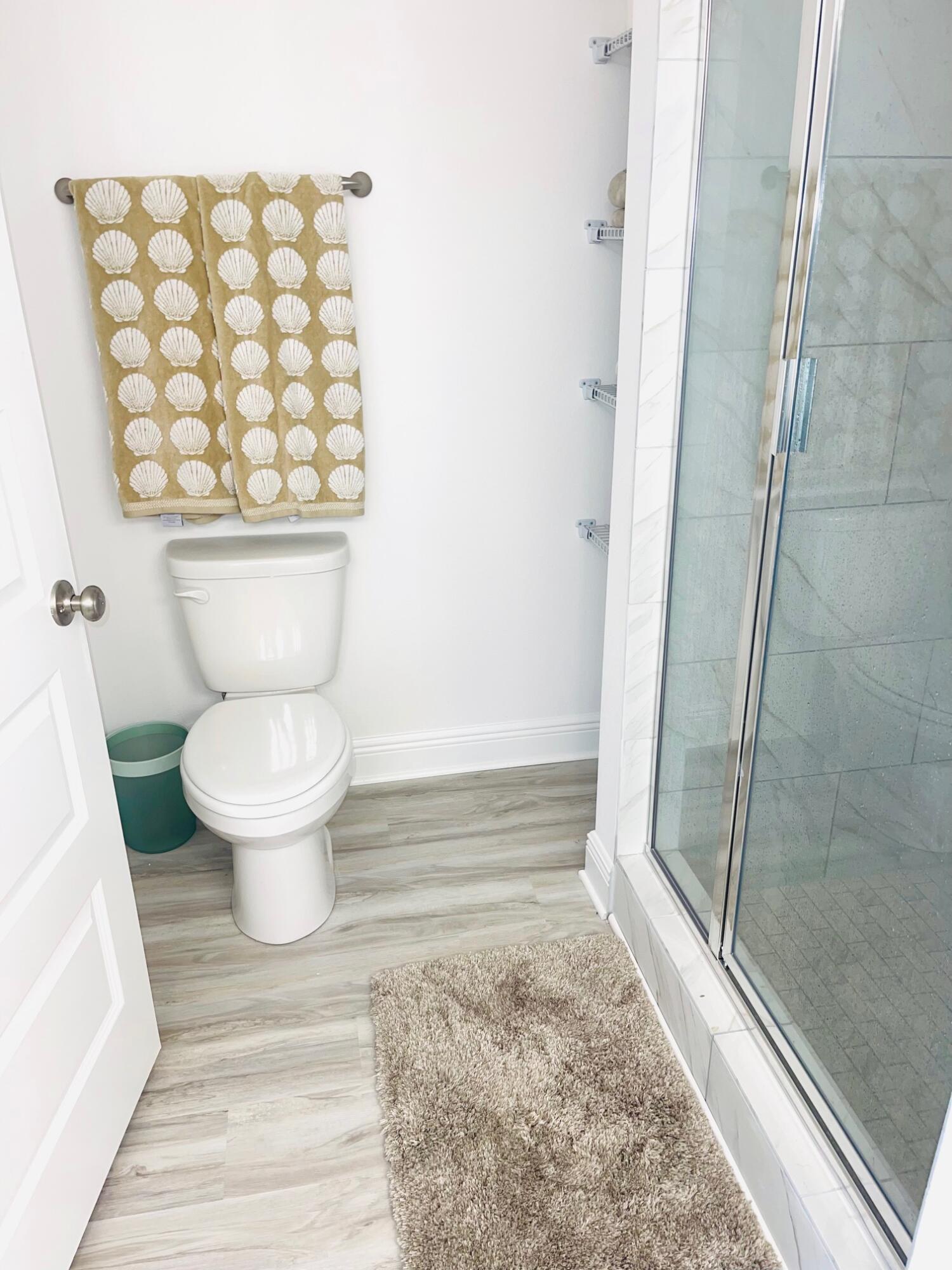 12 N Leviathan Court