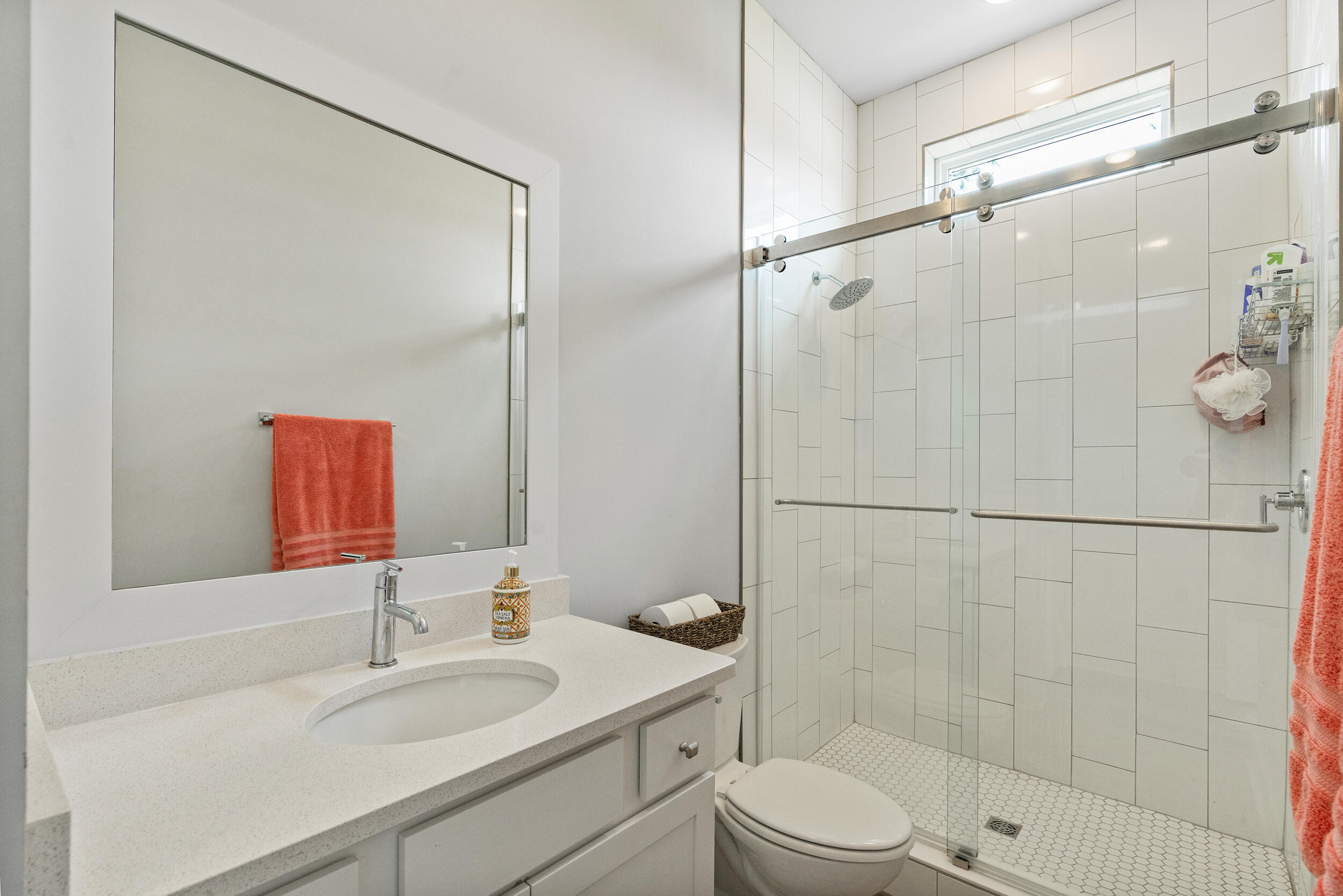 276 W Lafayette Road