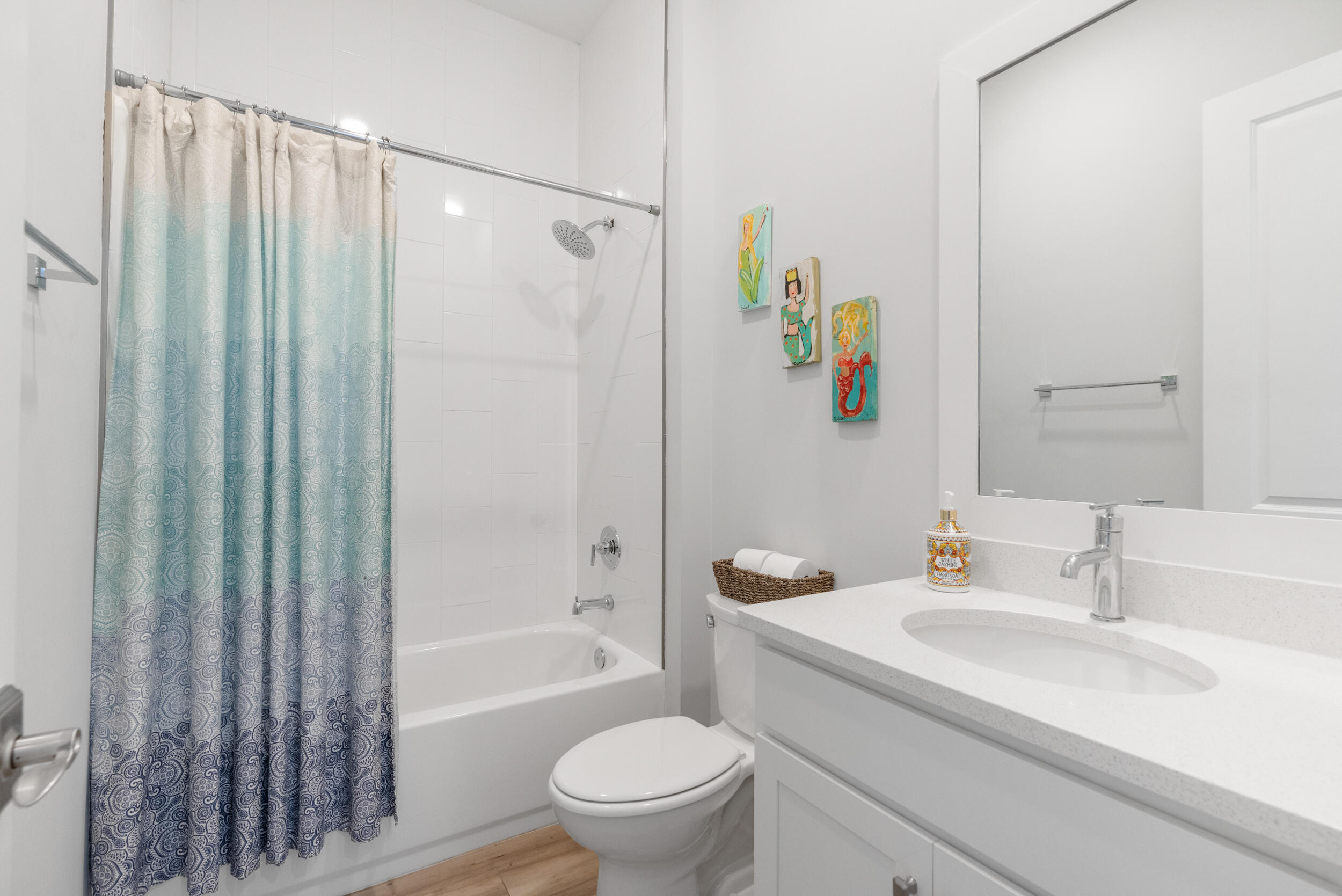 276 W Lafayette Road