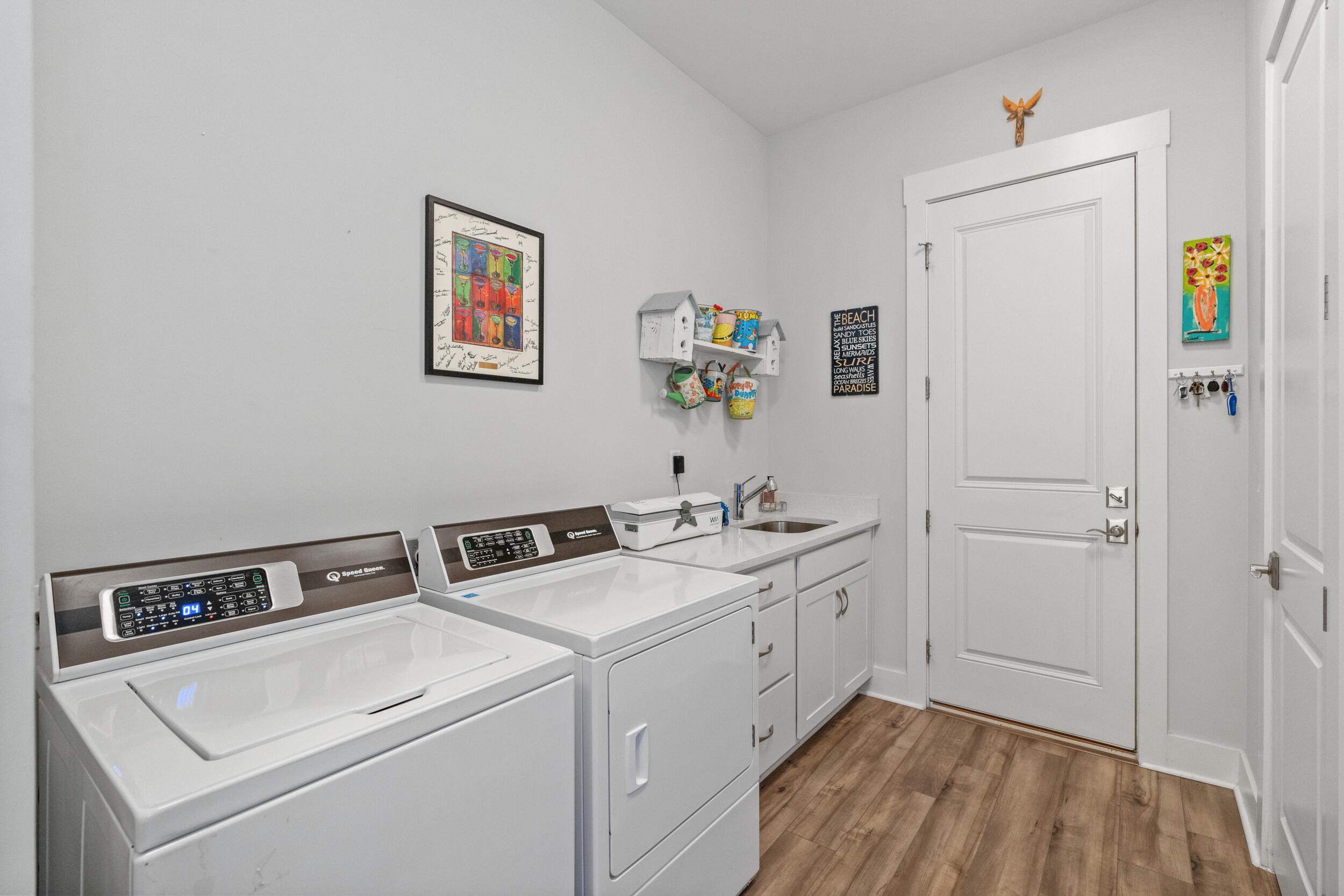 276 W Lafayette Road