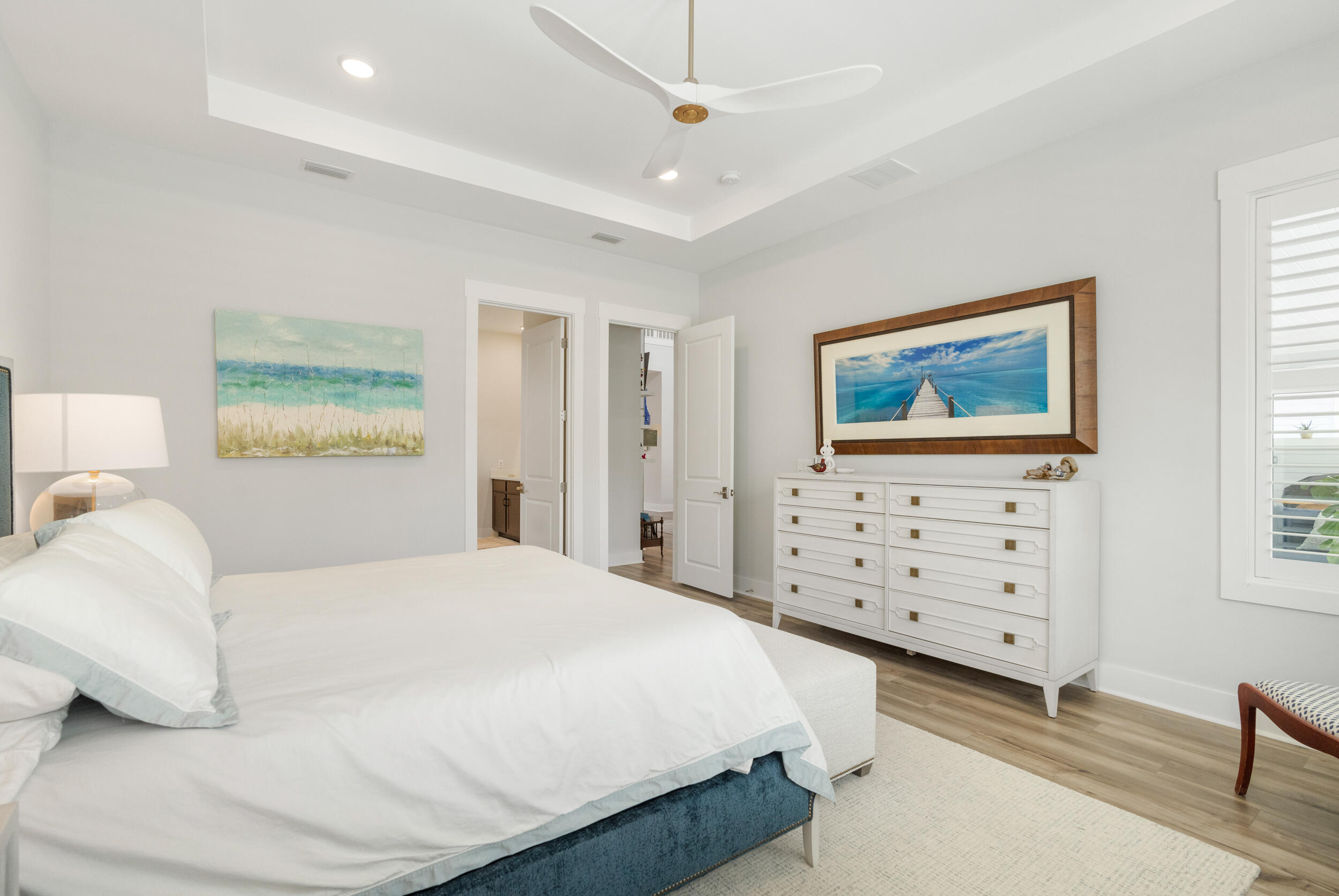 276 W Lafayette Road