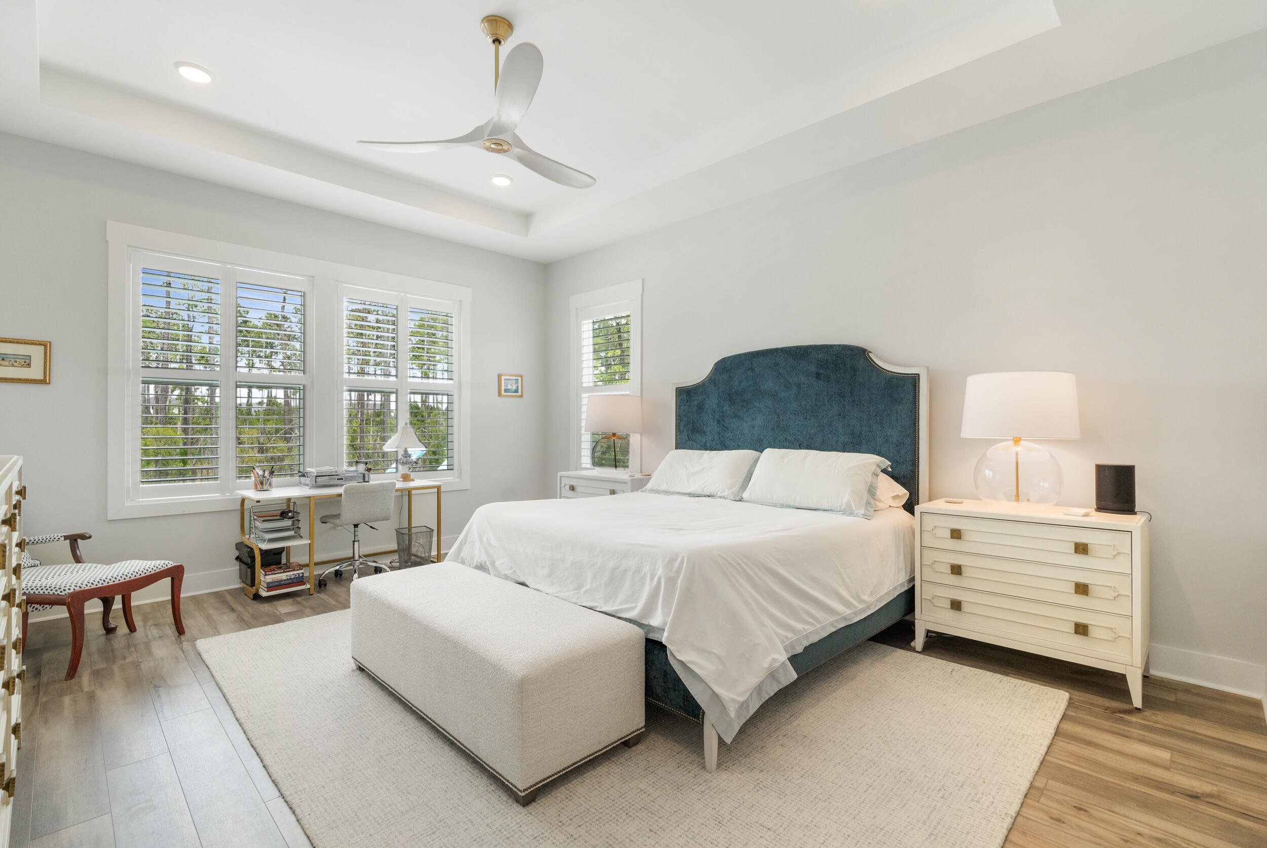 276 W Lafayette Road