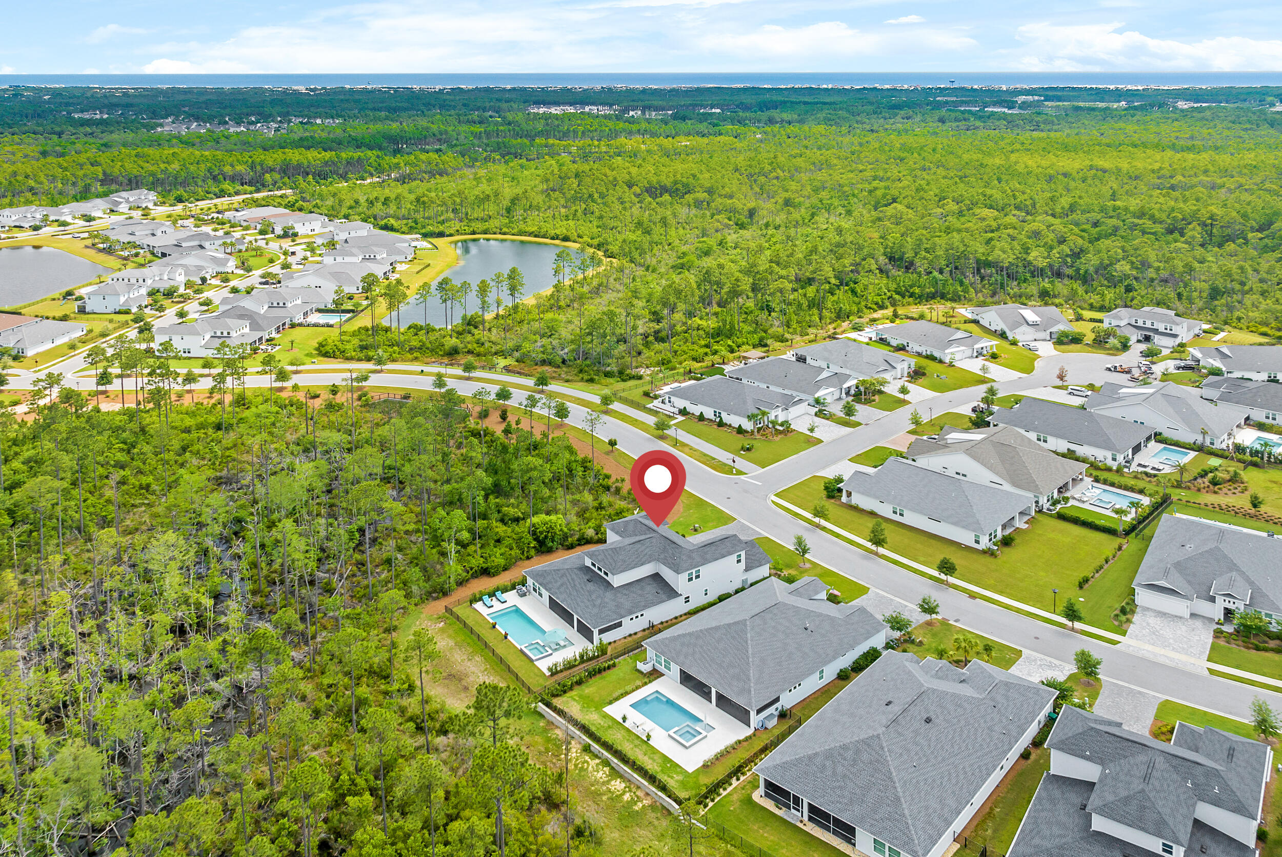 276 W Lafayette Road