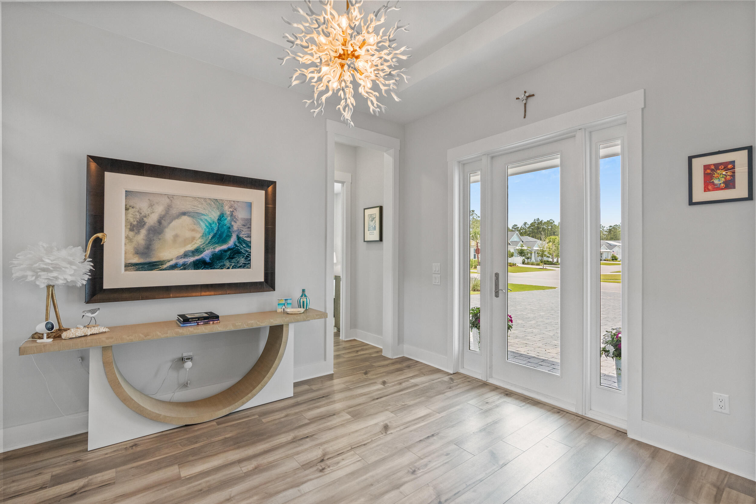 276 W Lafayette Road