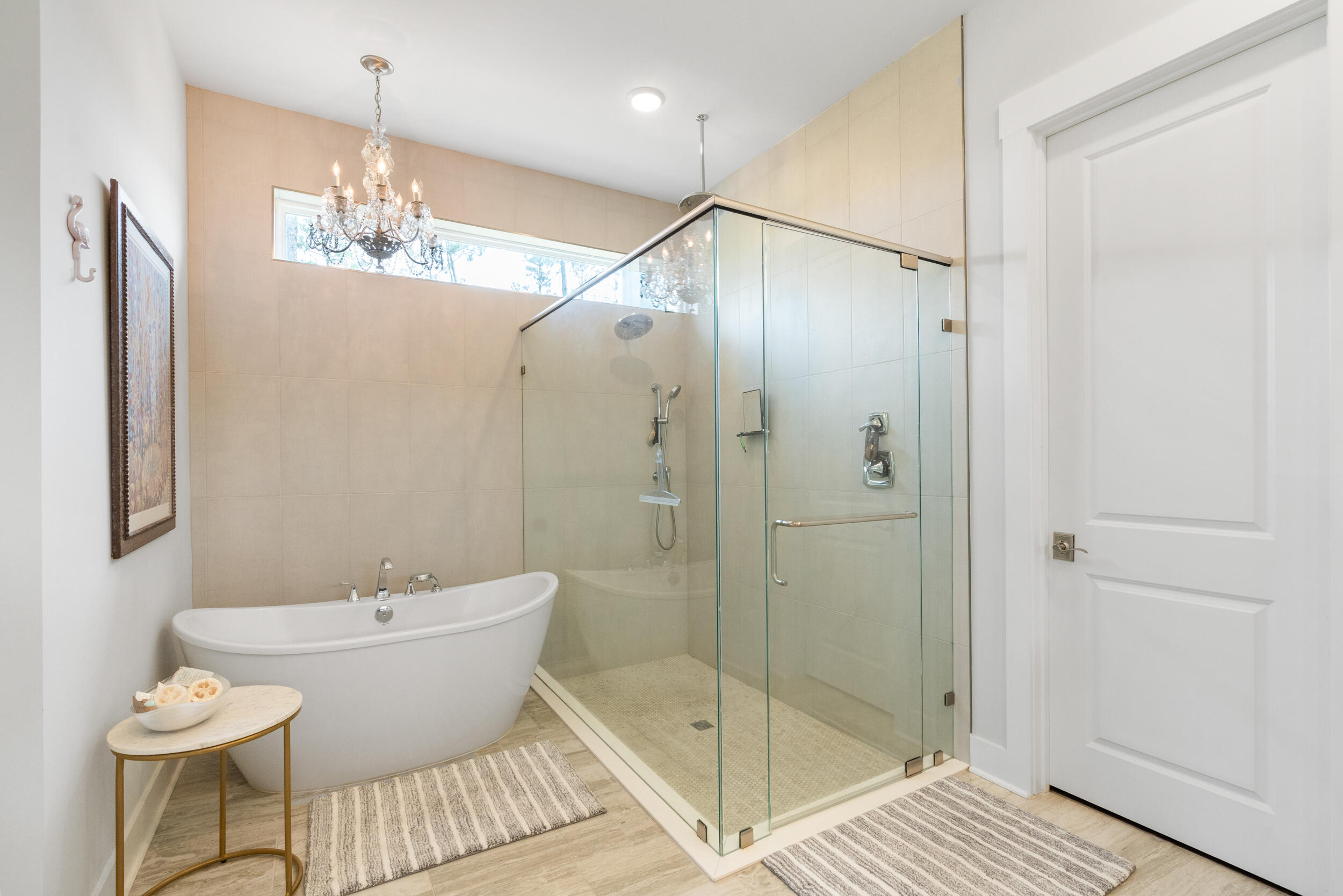 276 W Lafayette Road