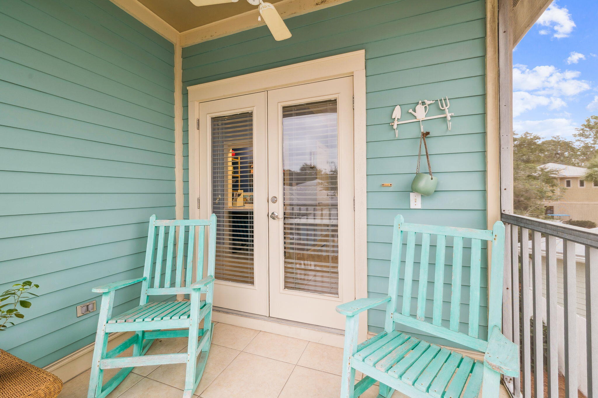 2031 Pine Island Circle