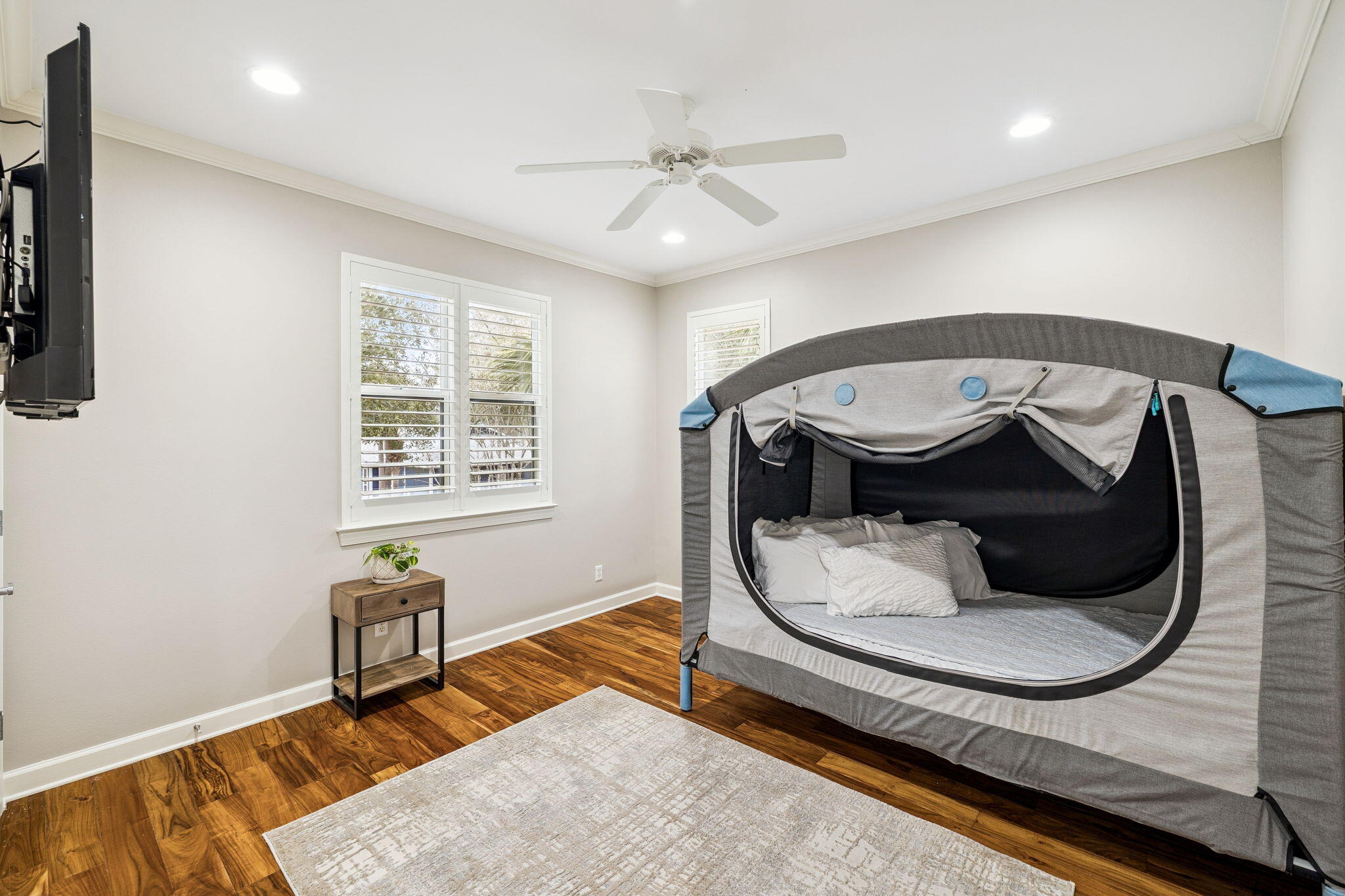 2031 Pine Island Circle