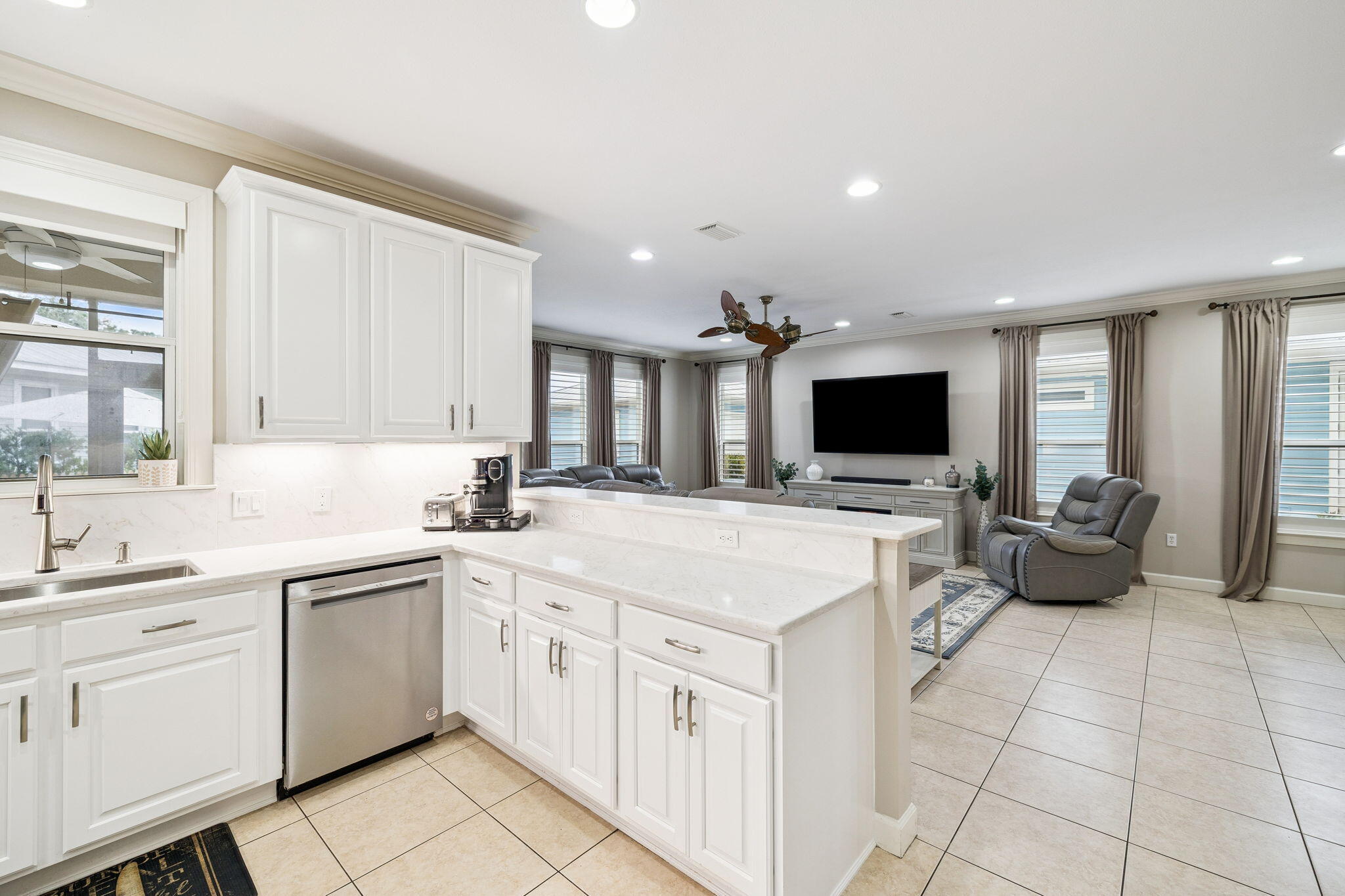 2031 Pine Island Circle