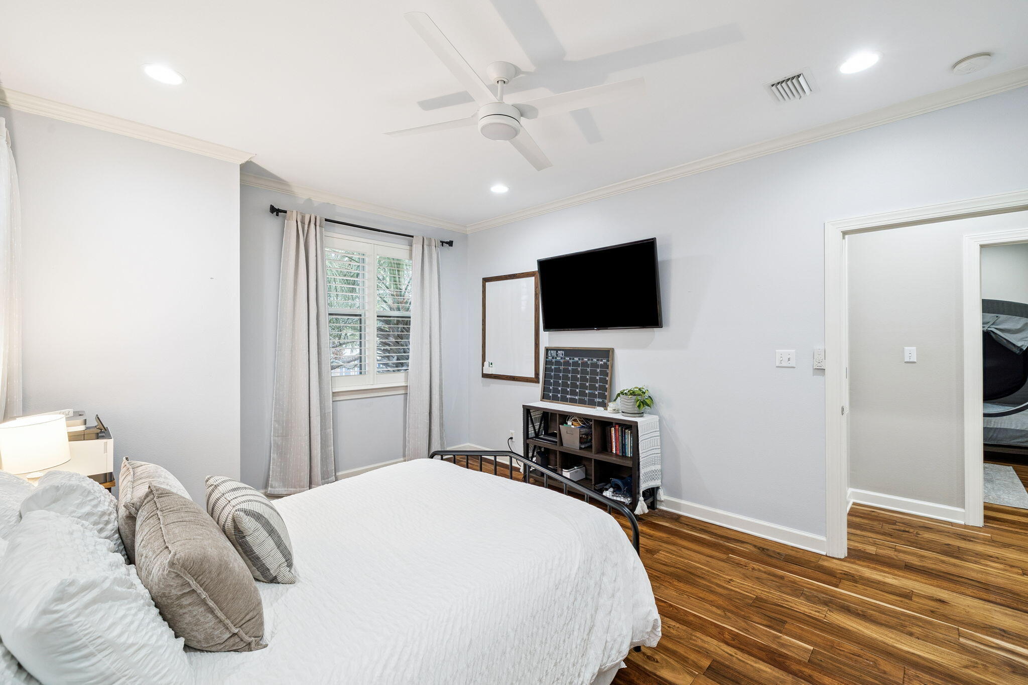 2031 Pine Island Circle