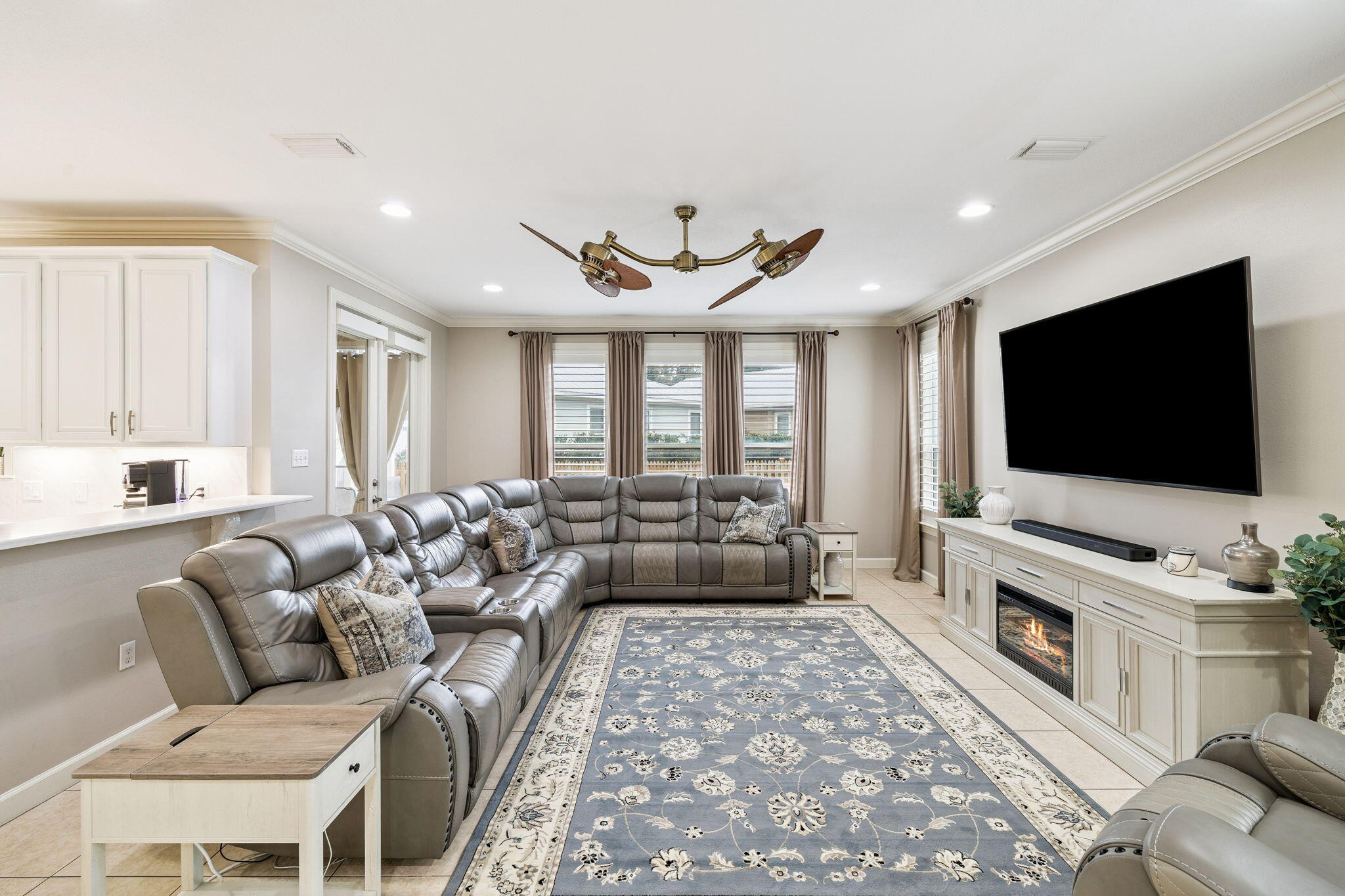 2031 Pine Island Circle