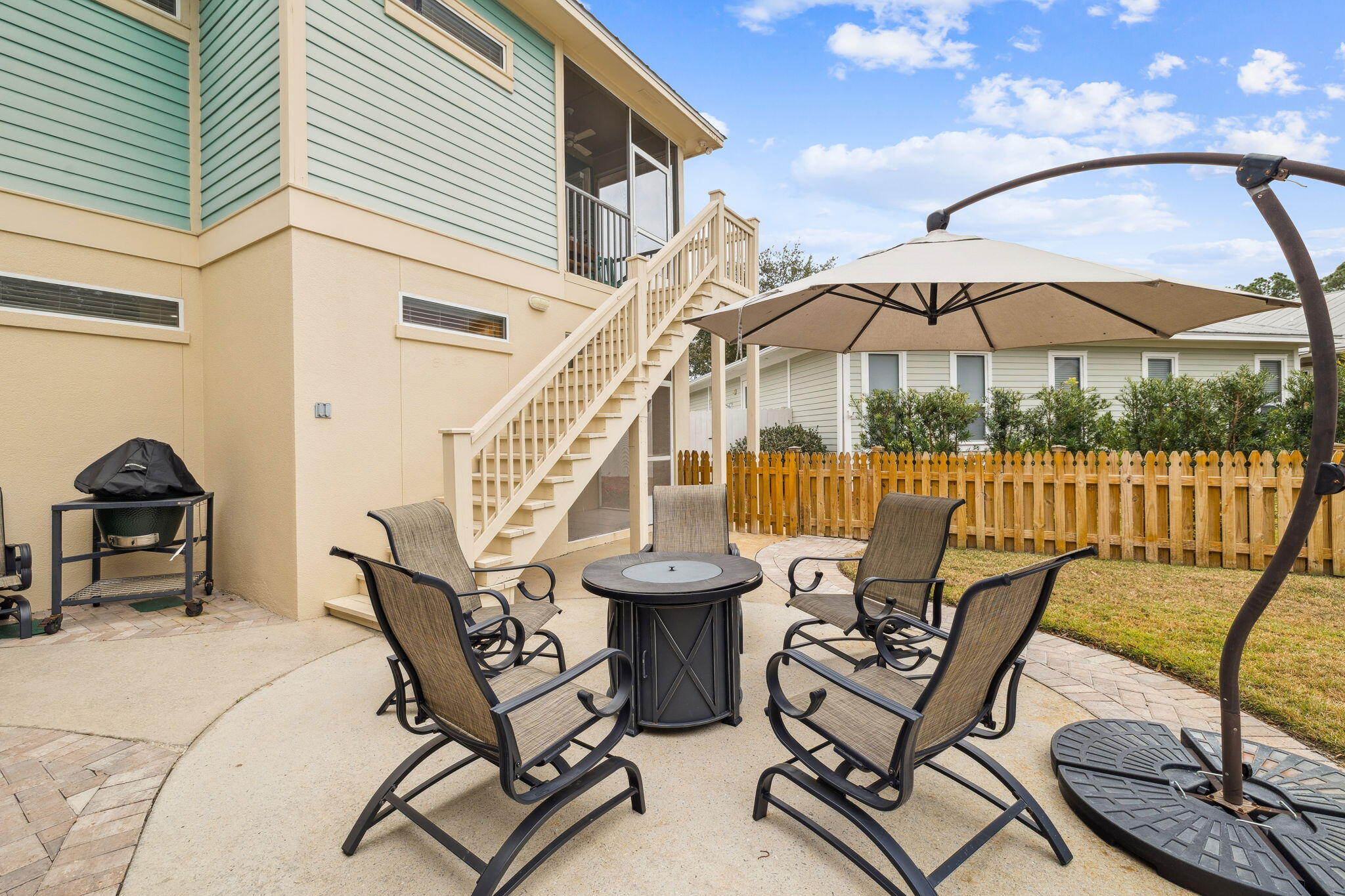 2031 Pine Island Circle