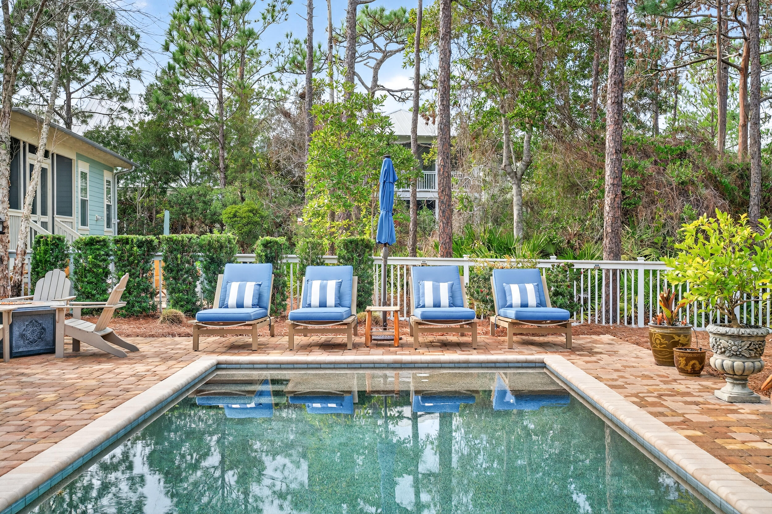 563 Sandgrass Boulevard