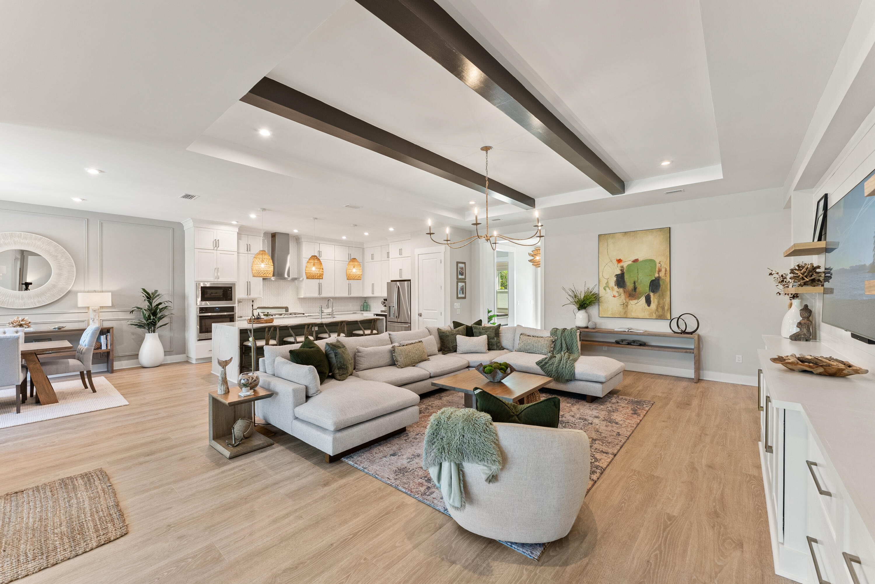 320 W Lafayette Road