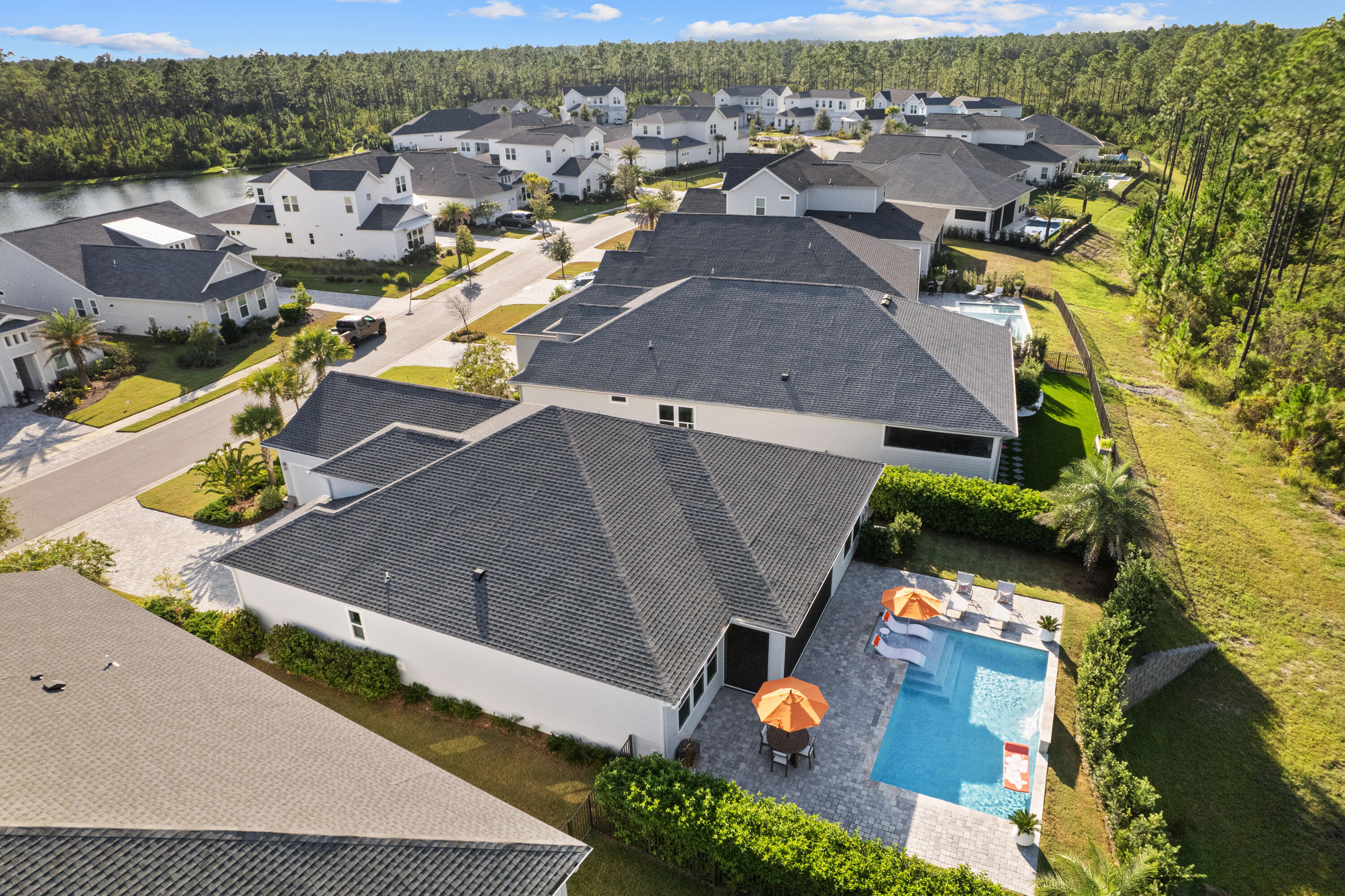320 W Lafayette Road