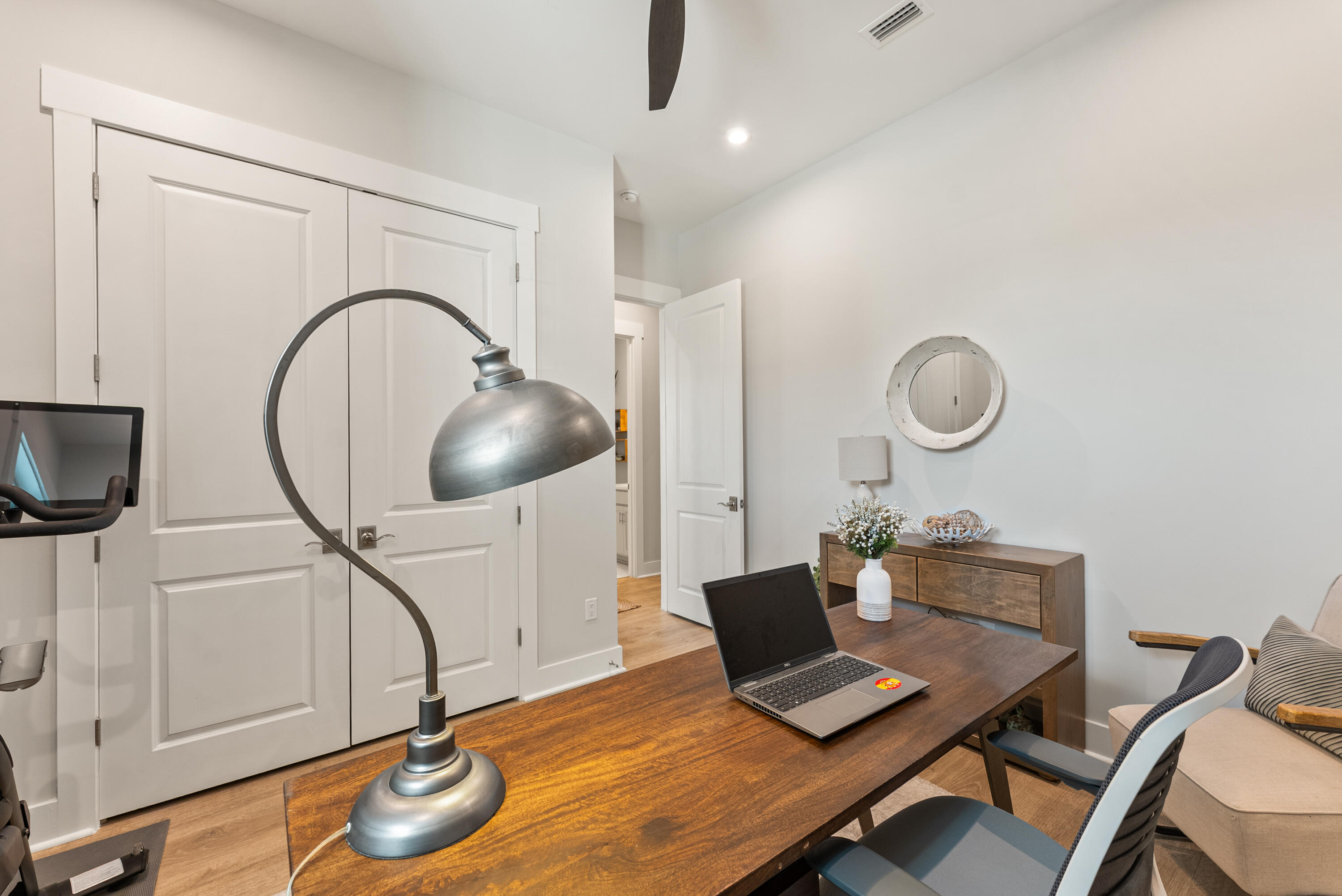 320 W Lafayette Road
