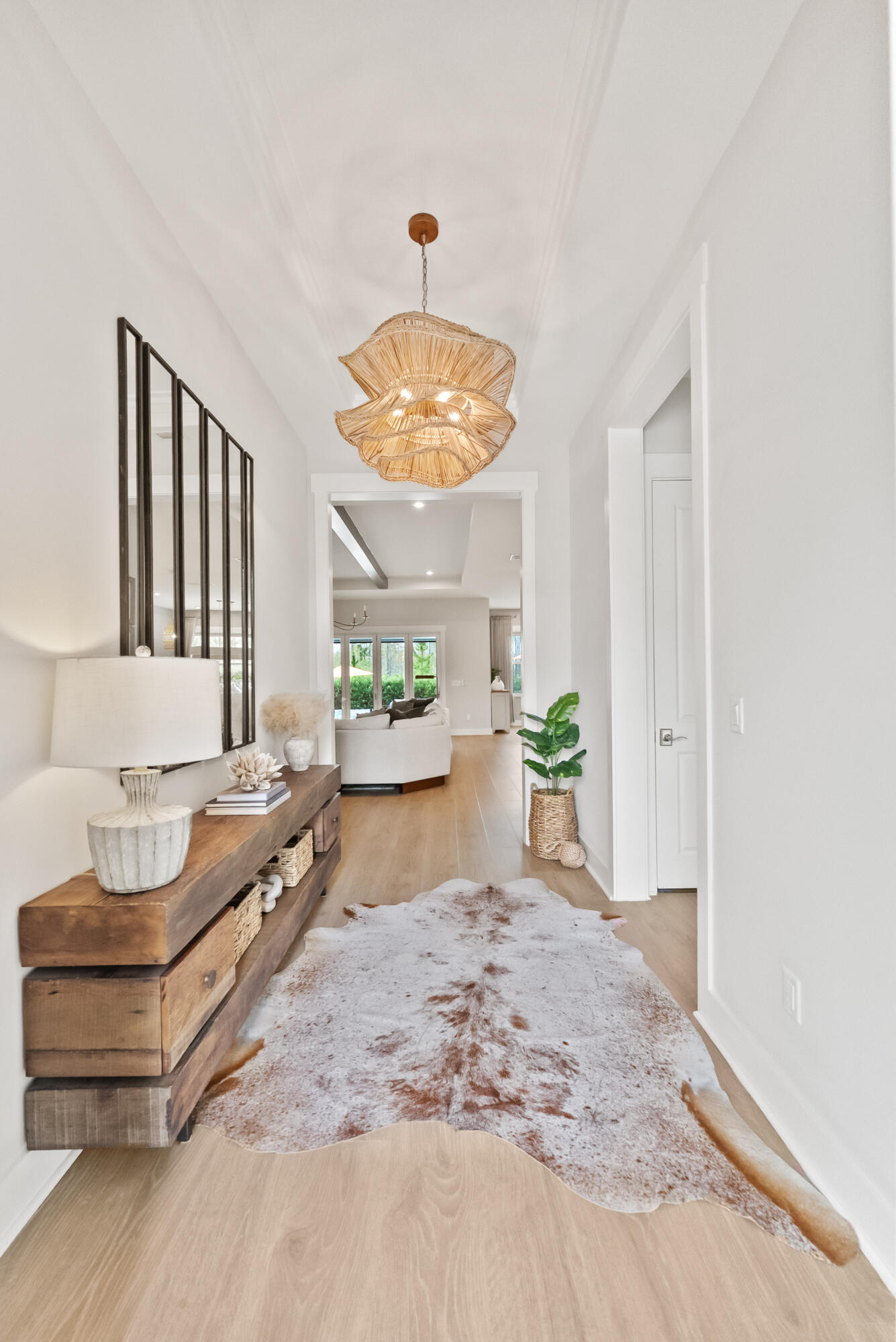 320 W Lafayette Road