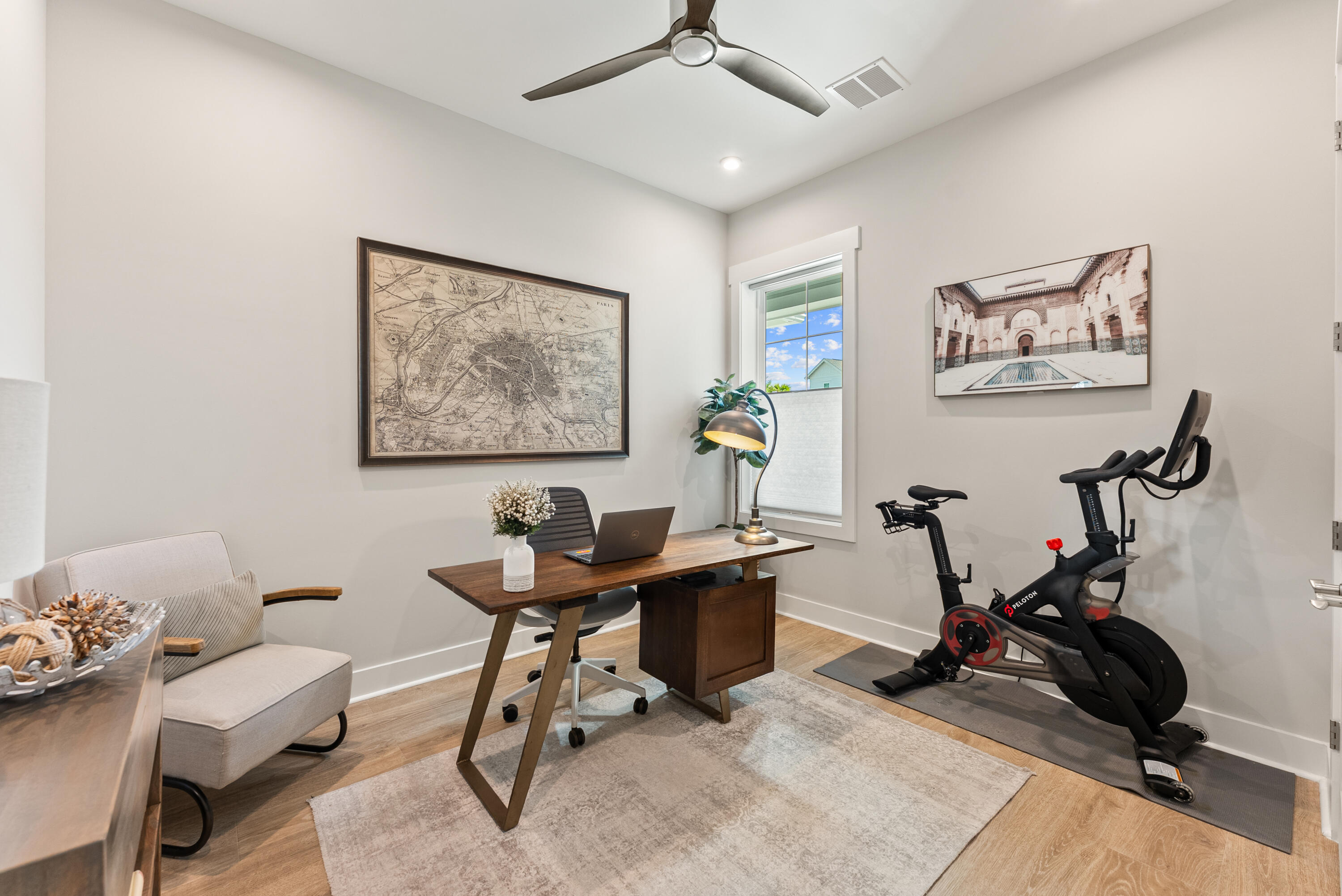 320 W Lafayette Road